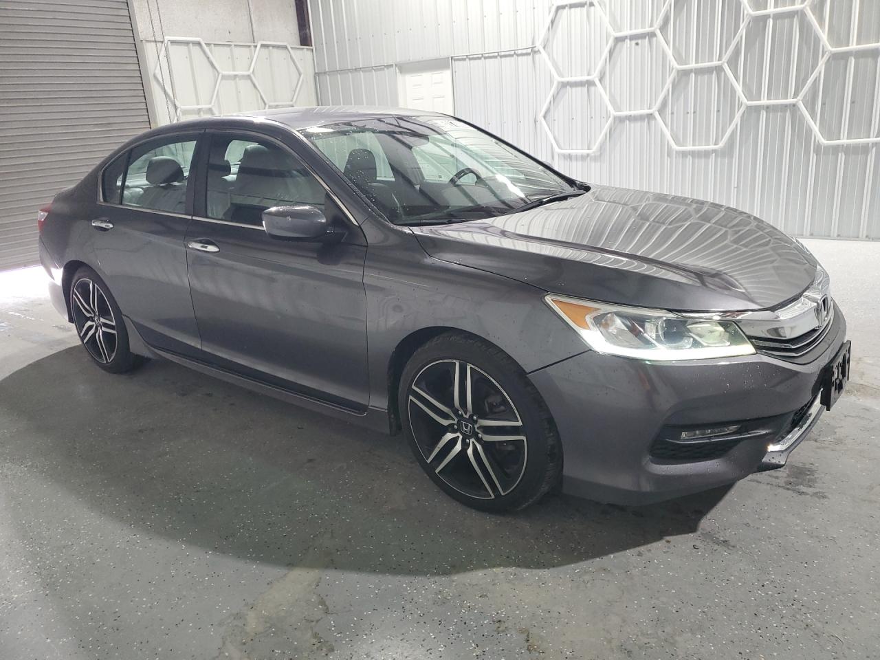 2017 Honda Accord Sport Gray vin: 1HGCR2F60HA110127 Damage: Right Front Tire, Worn, Replacement Required