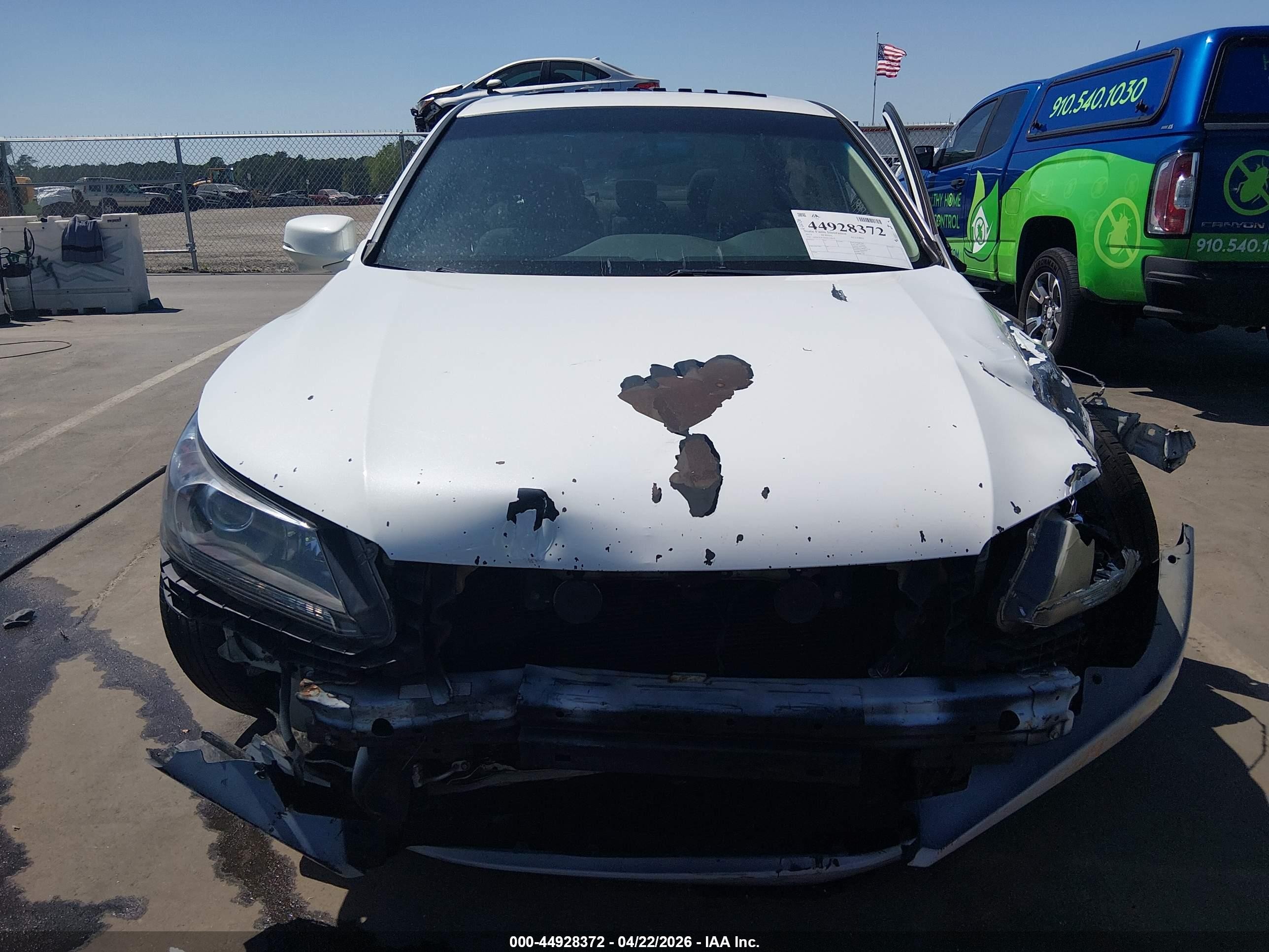 2013 Honda Accord Ex White vin: 1HGCR2F70DA124614