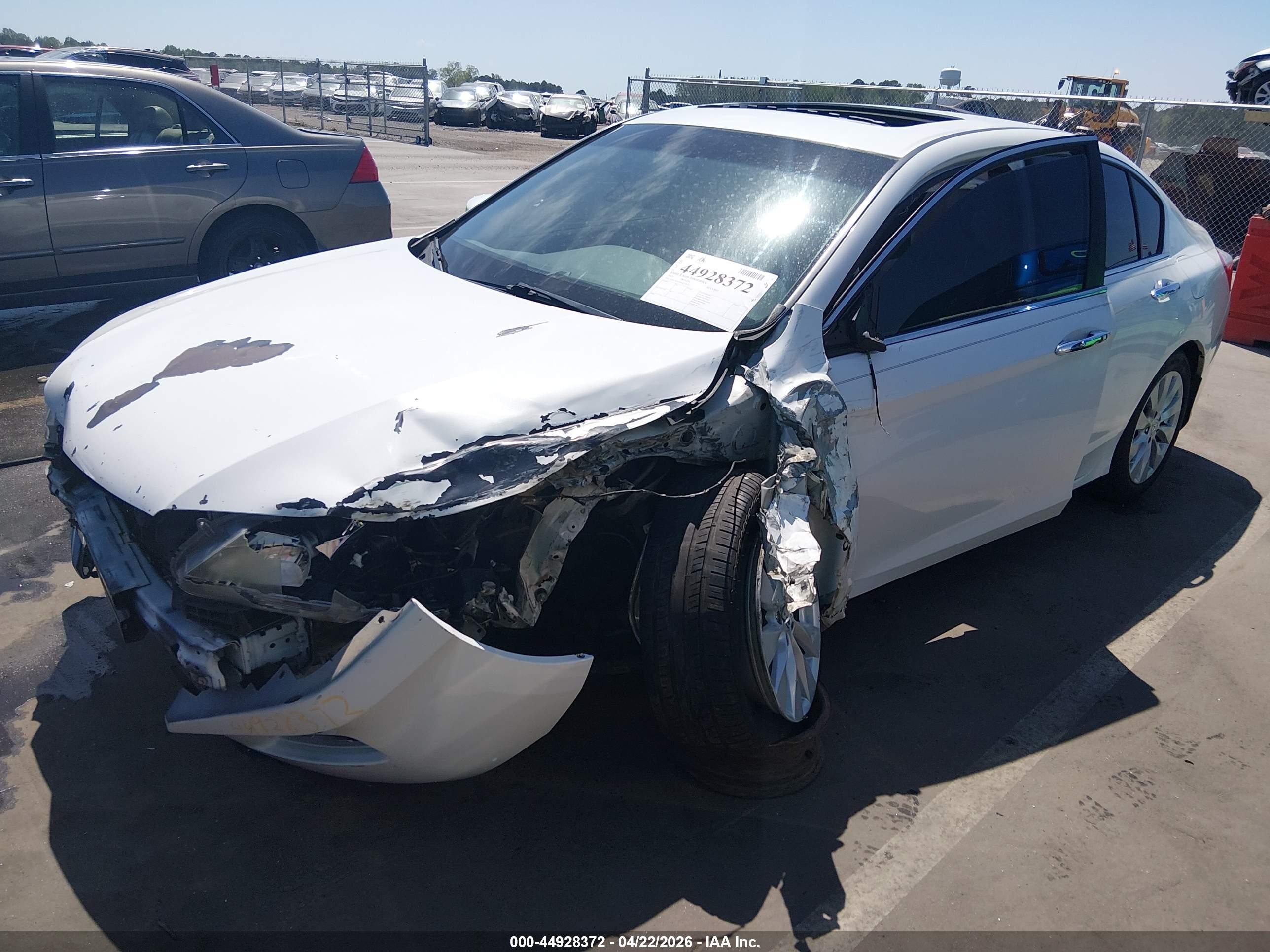 2013 Honda Accord Ex White vin: 1HGCR2F70DA124614