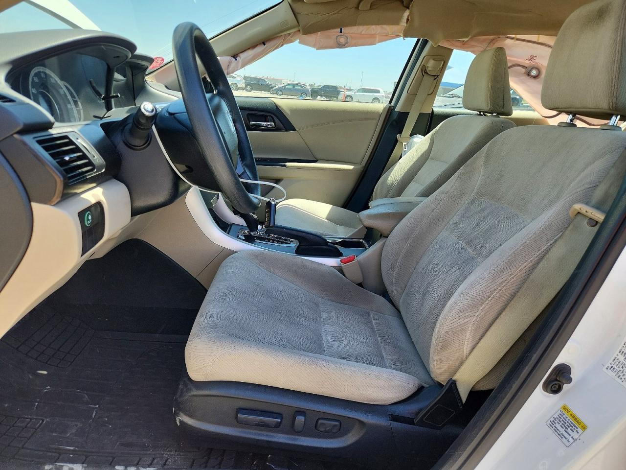 2015 Honda Accord Ex White vin: 1HGCR2F70FA027156