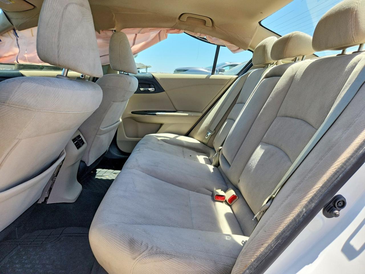 2015 Honda Accord Ex White vin: 1HGCR2F70FA027156