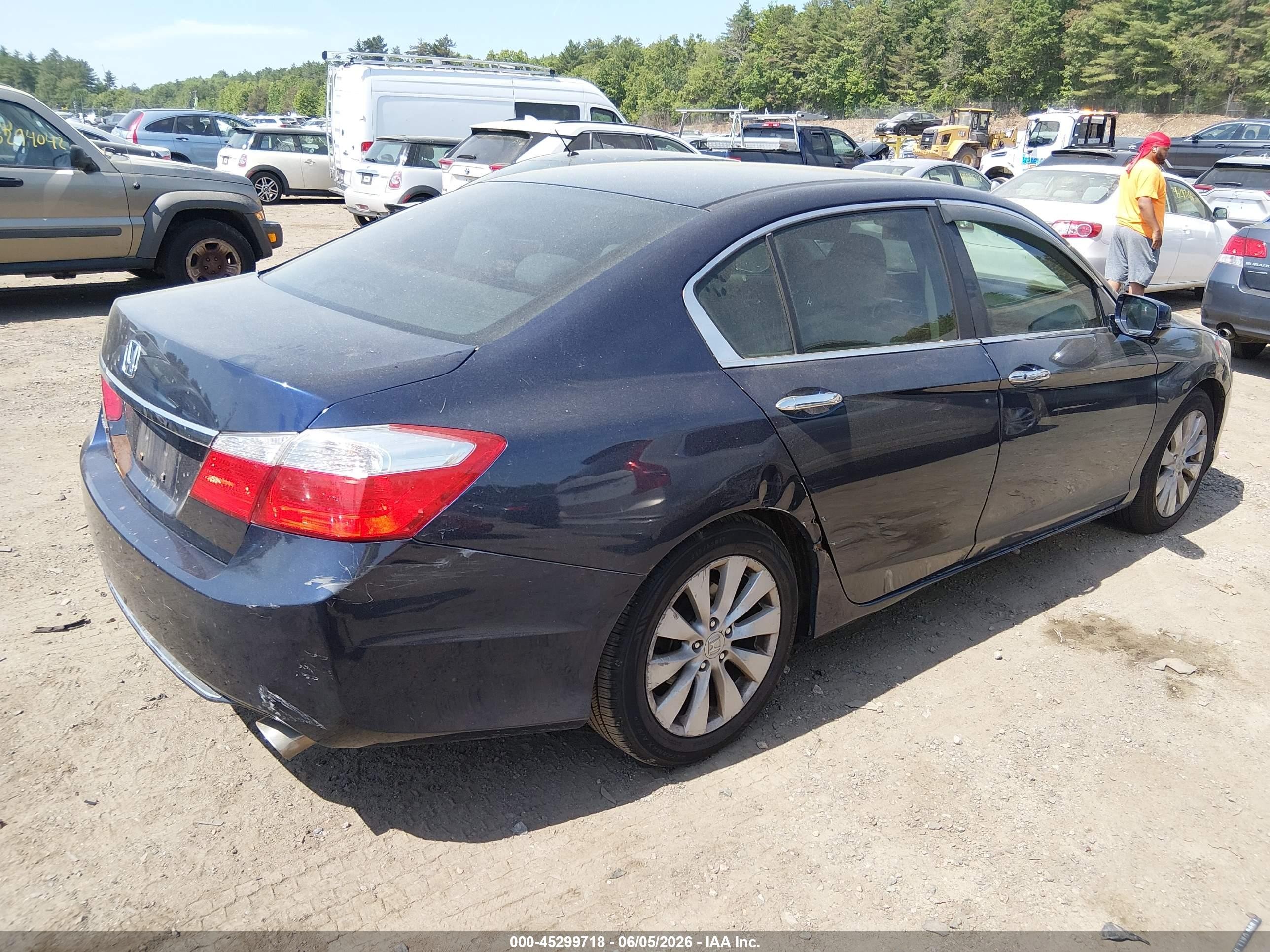 2013 Honda Accord Ex Blue vin: 1HGCR2F71DA129384