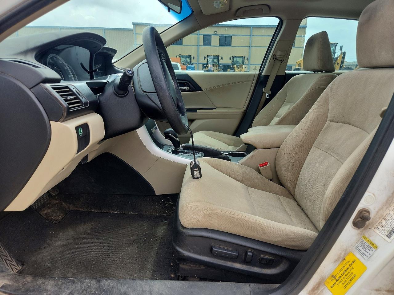 2013 Honda Accord Ex White vin: 1HGCR2F72DA031190