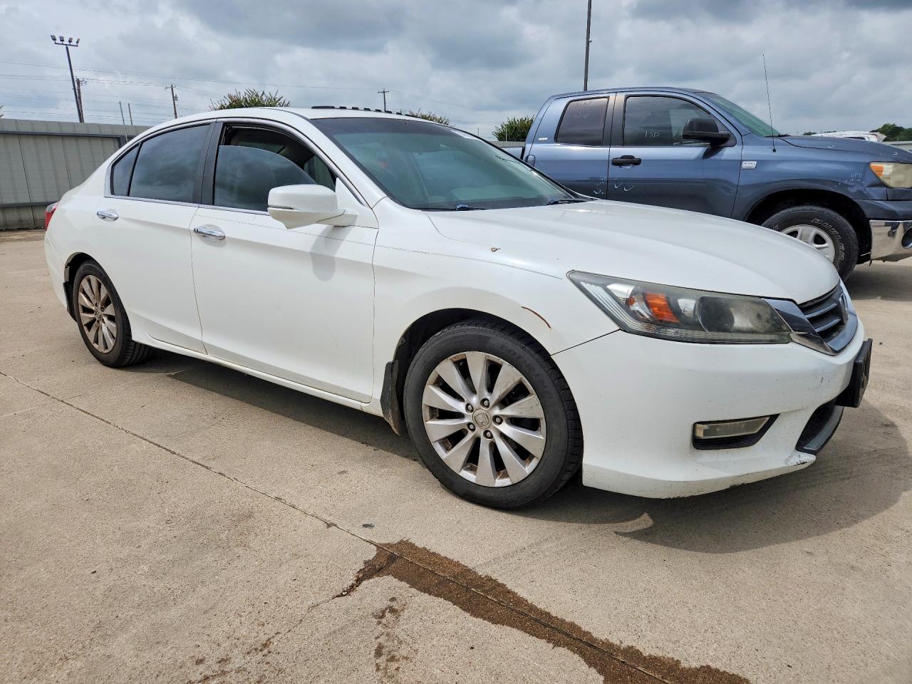 2013 Honda Accord Ex White vin: 1HGCR2F72DA031190