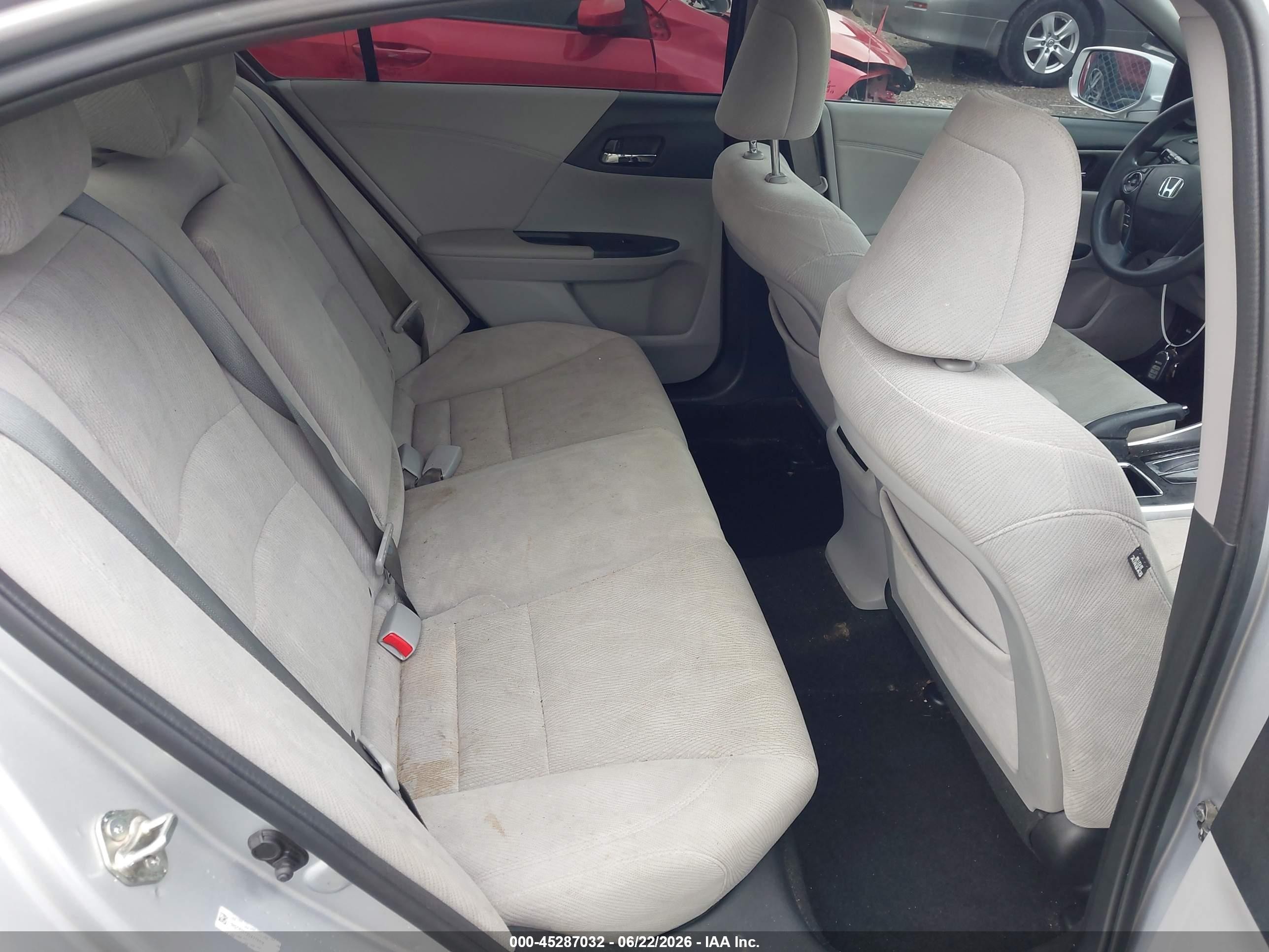2013 Honda Accord Ex Серебряный vin: 1HGCR2F72DA278516