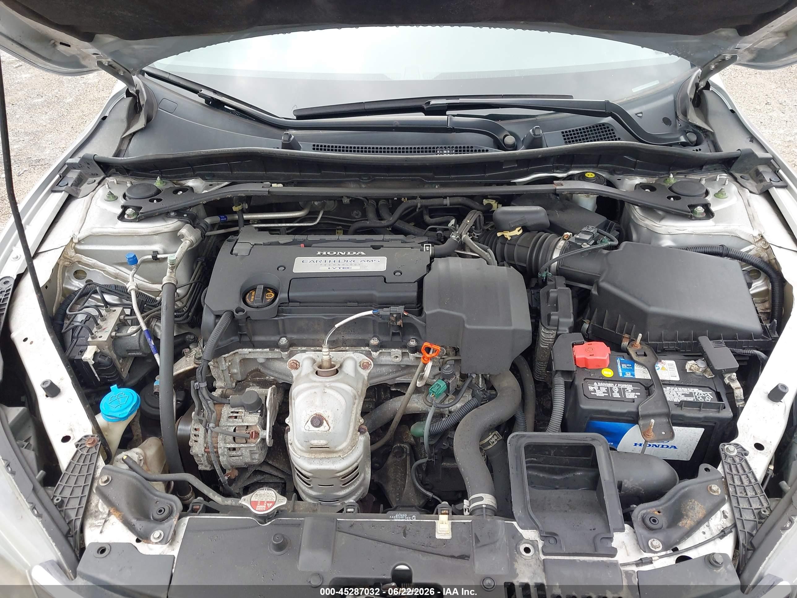 2013 Honda Accord Ex Серебряный vin: 1HGCR2F72DA278516