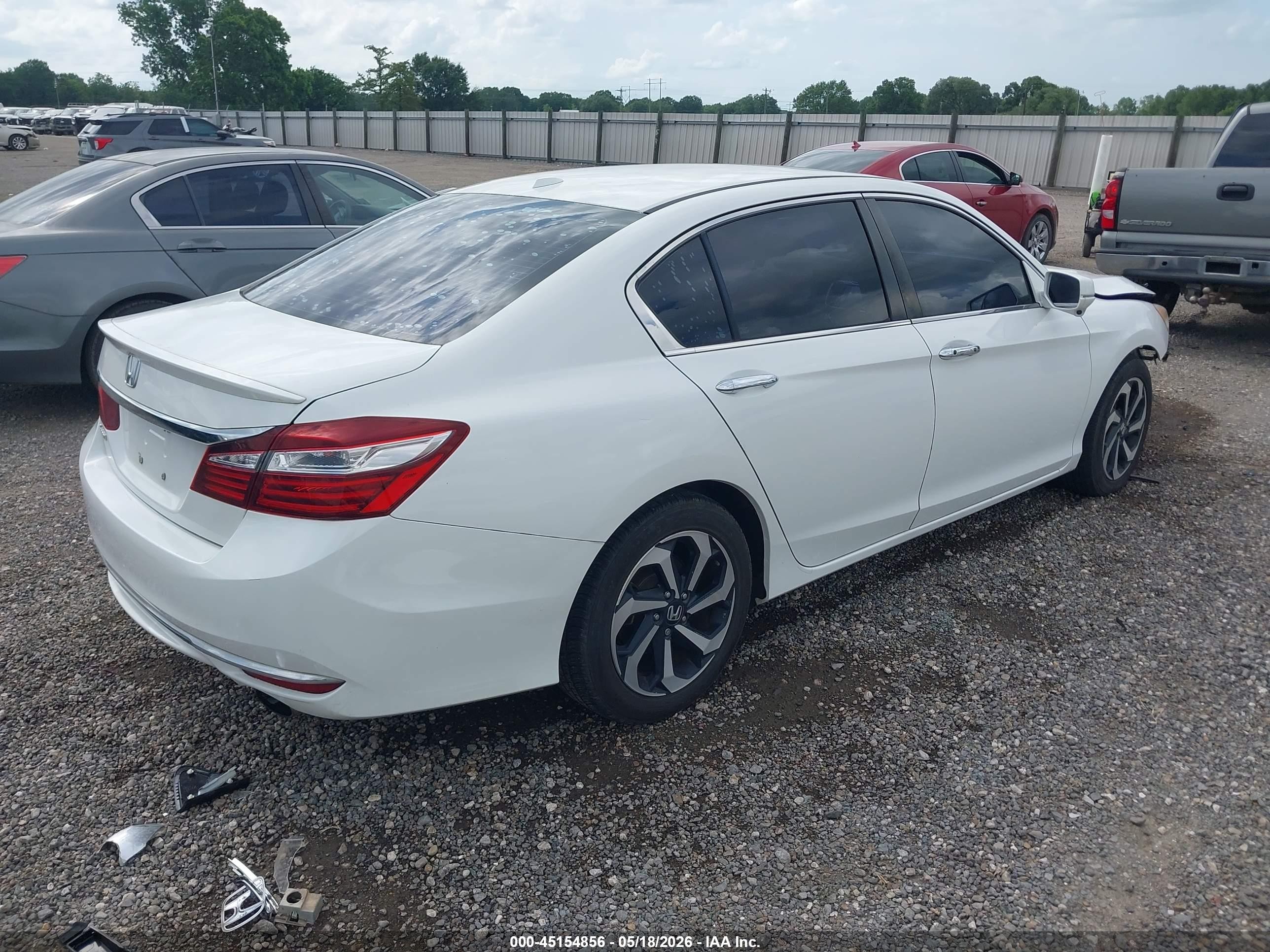 2017 Honda Accord Ex Белый vin: 1HGCR2F72HA115211