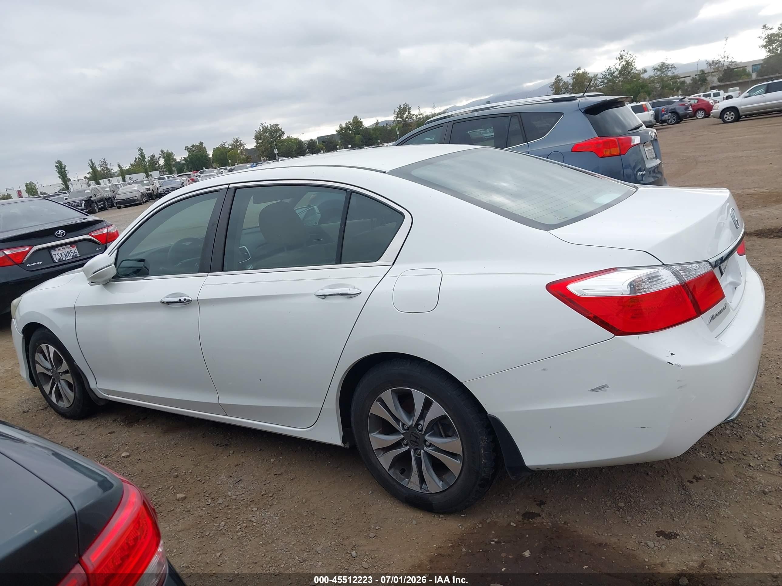 2013 Honda Accord Ex White vin: 1HGCR2F73DA006993