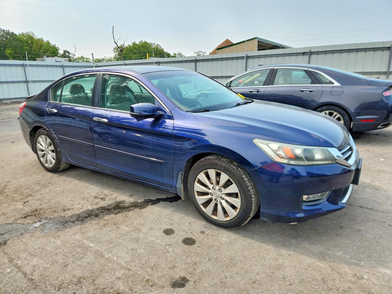 2013 Honda Accord Ex Blue vin: 1HGCR2F73DA129418