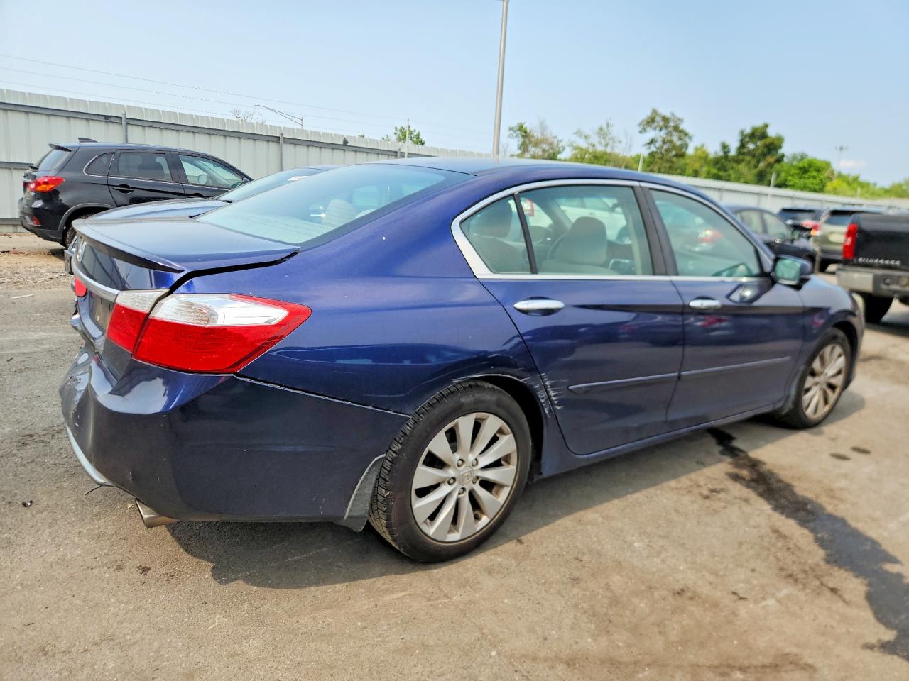 2013 Honda Accord Ex Blue vin: 1HGCR2F73DA129418