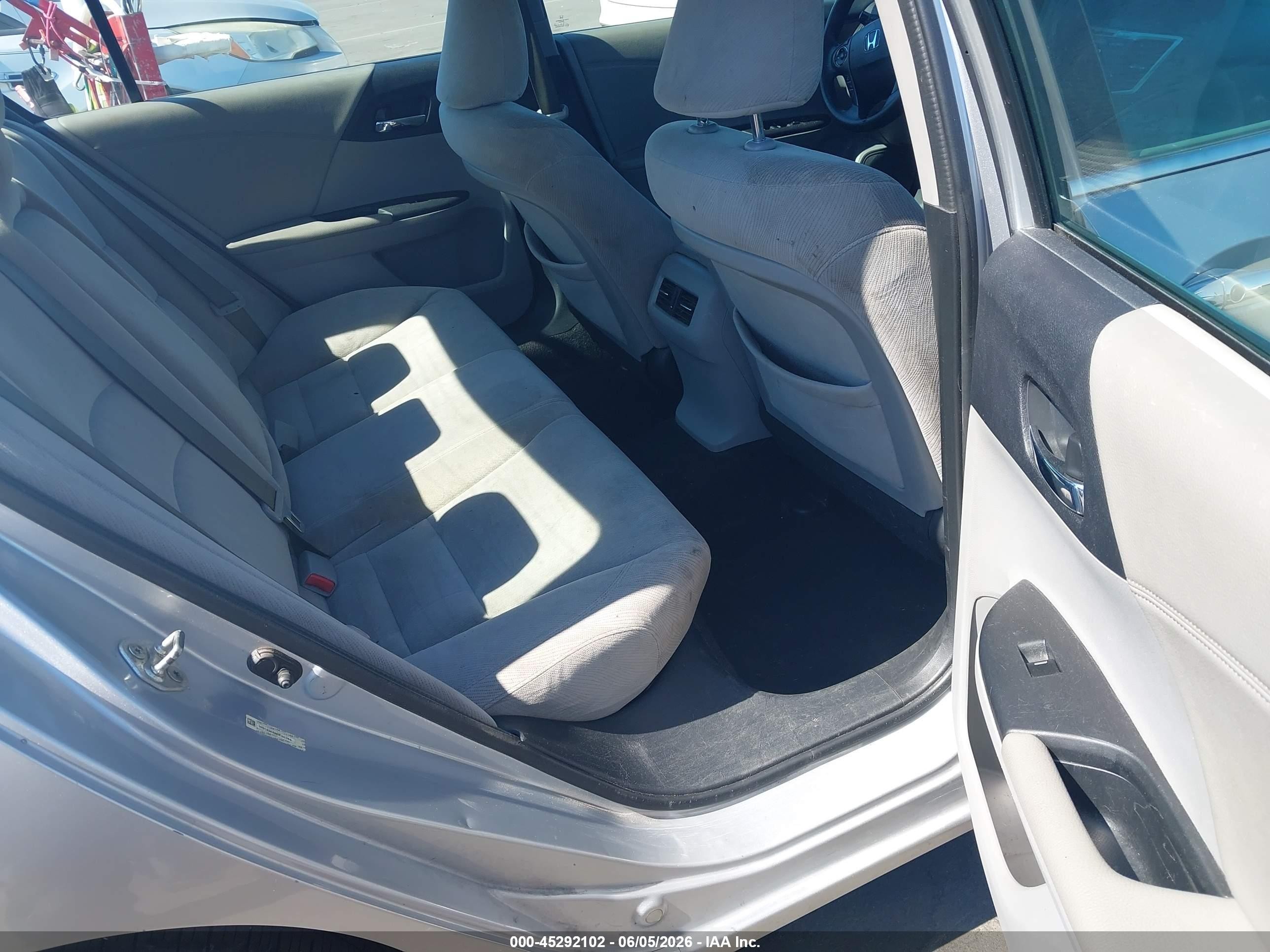 2013 Honda Accord Ex Gray vin: 1HGCR2F73DA190364