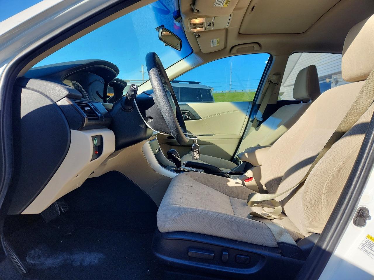 2013 Honda Accord Ex White vin: 1HGCR2F73DA260820