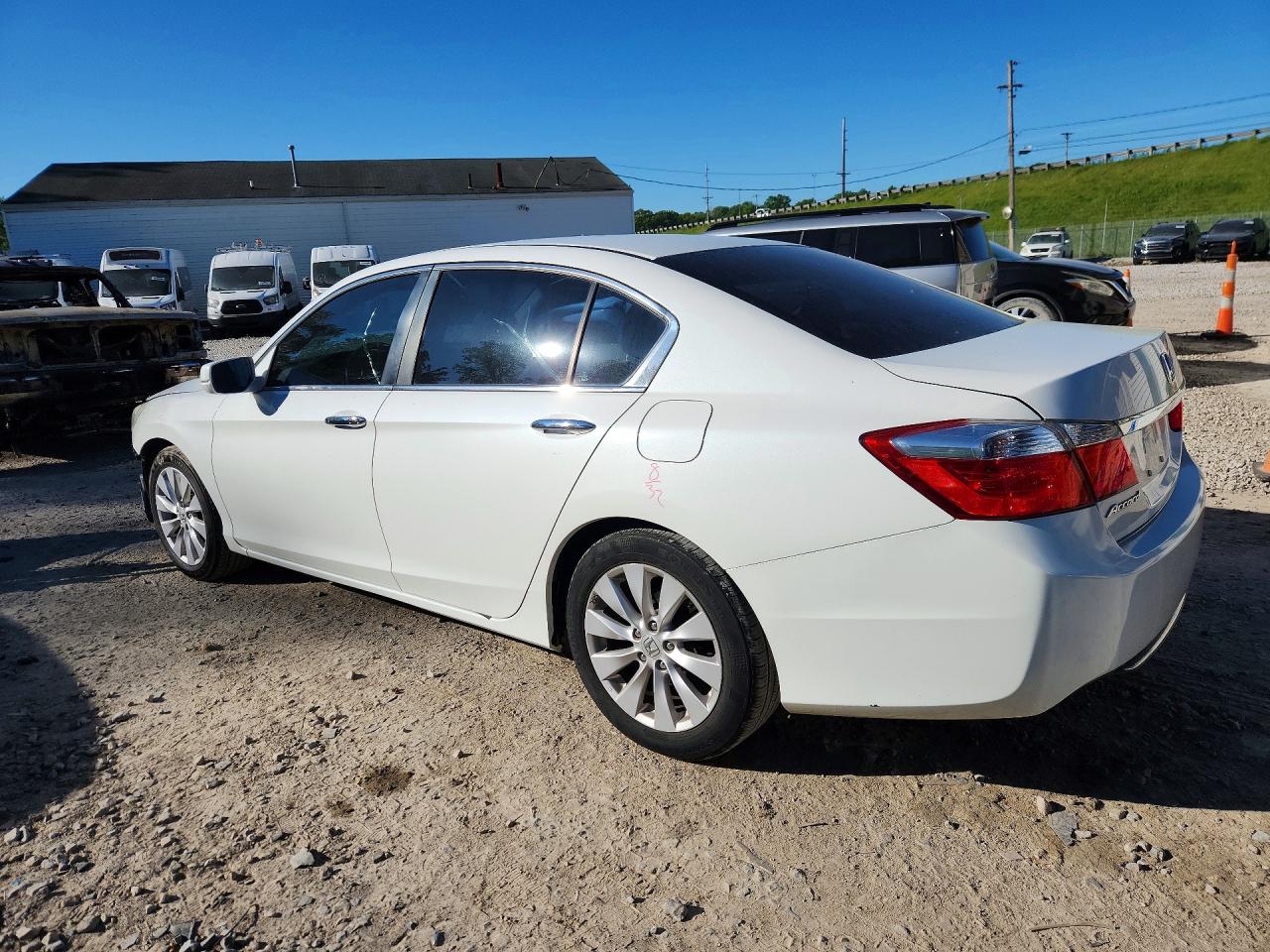 2013 Honda Accord Ex White vin: 1HGCR2F73DA260820
