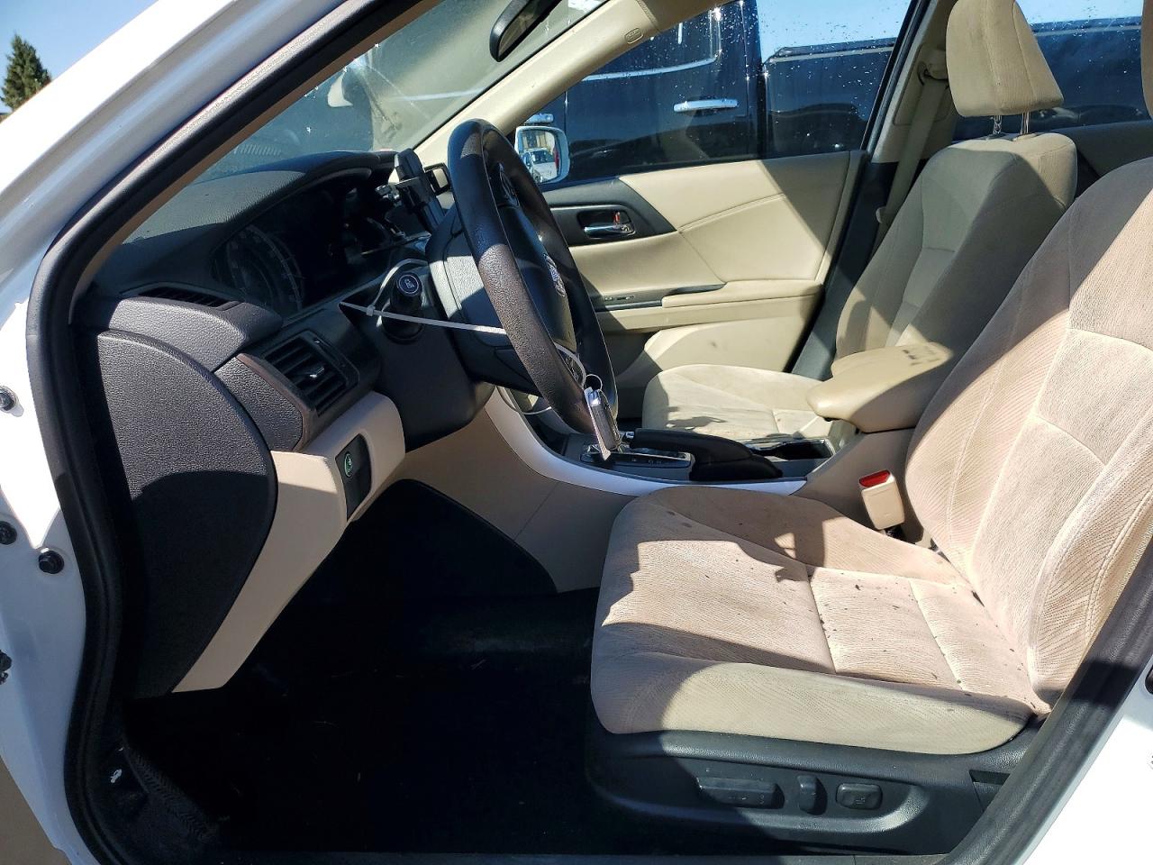 2014 Honda Accord Ex White vin: 1HGCR2F73EA025593