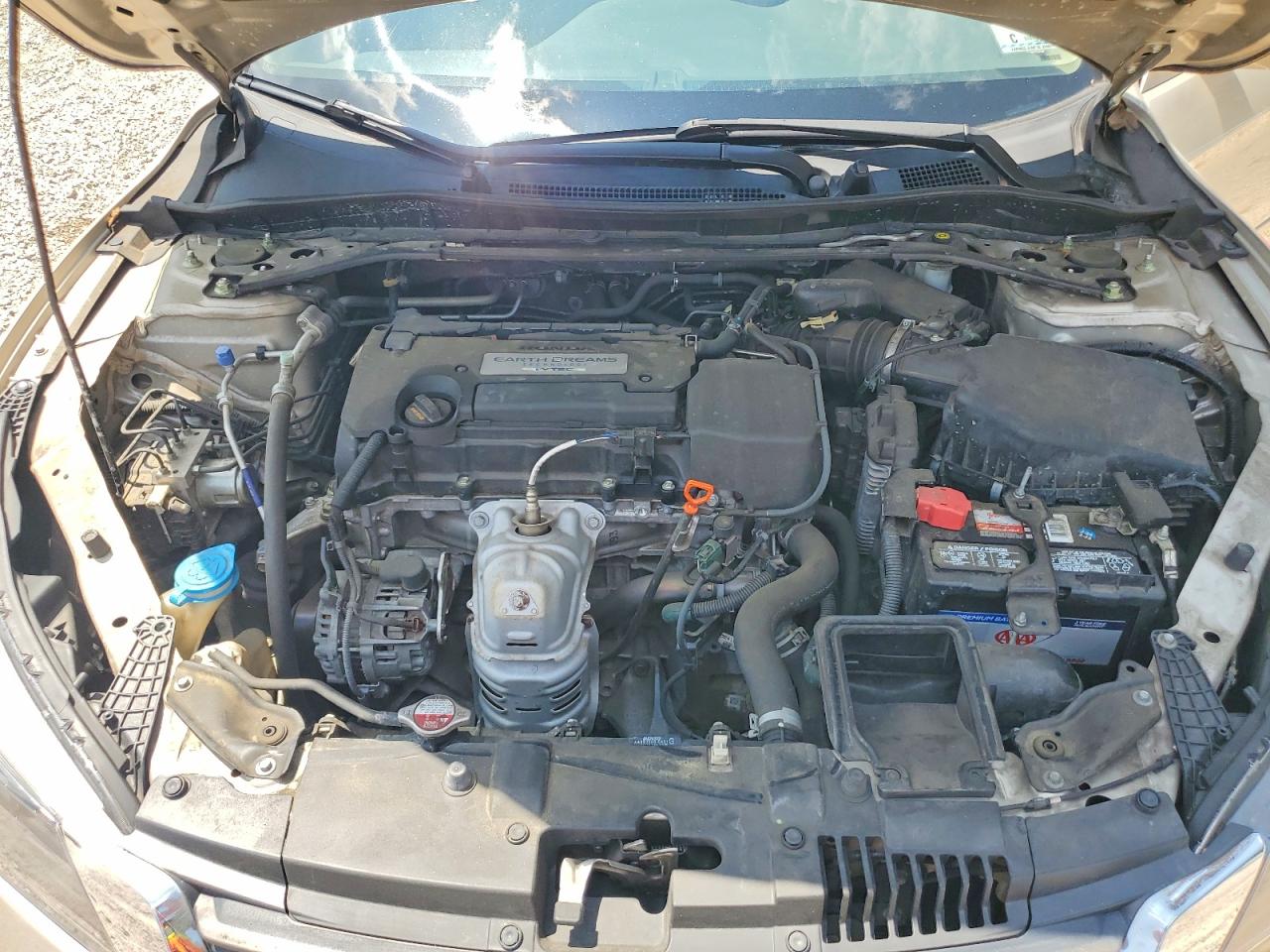2015 Honda Accord Ex Бежевый vin: 1HGCR2F73FA049037