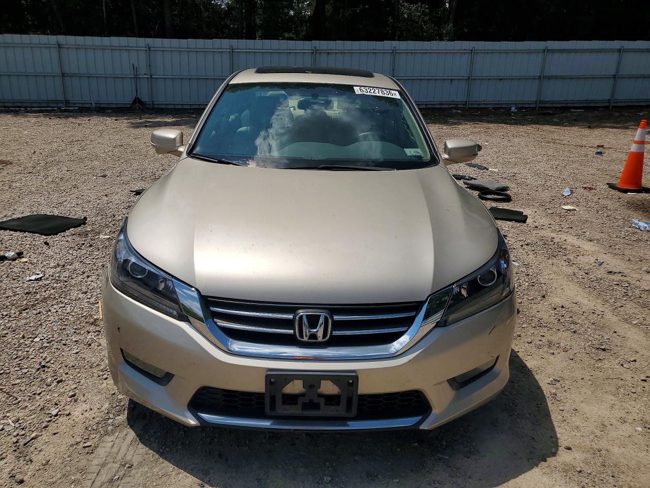 2015 Honda Accord Ex Бежевый vin: 1HGCR2F73FA049037