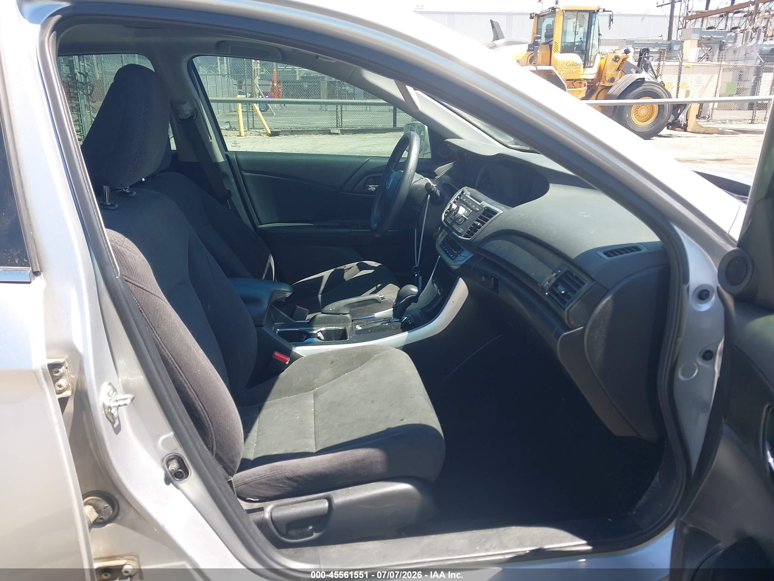 2015 Honda Accord Ex Серебряный vin: 1HGCR2F73FA154001