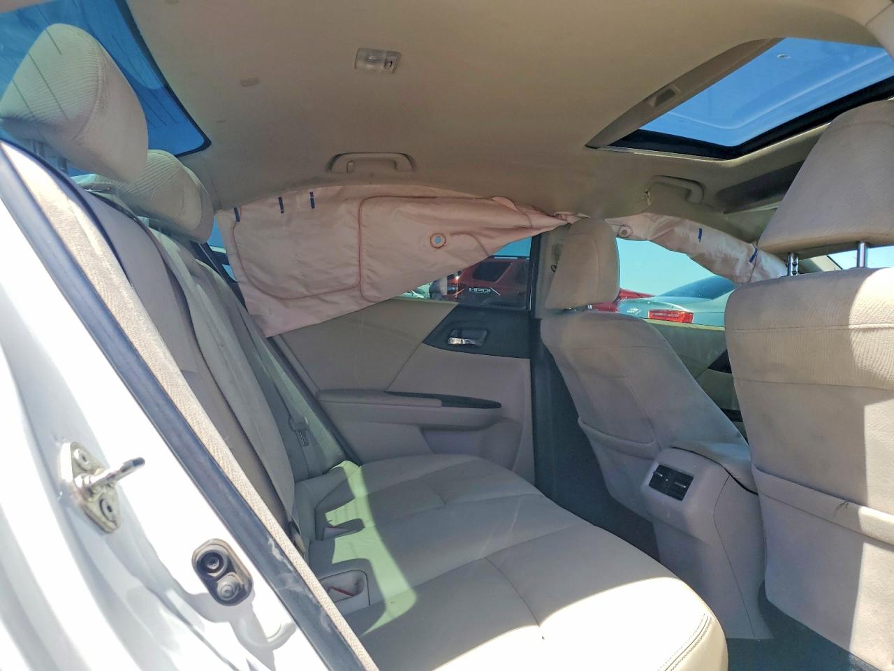 2015 Honda Accord Ex White vin: 1HGCR2F73FA246029