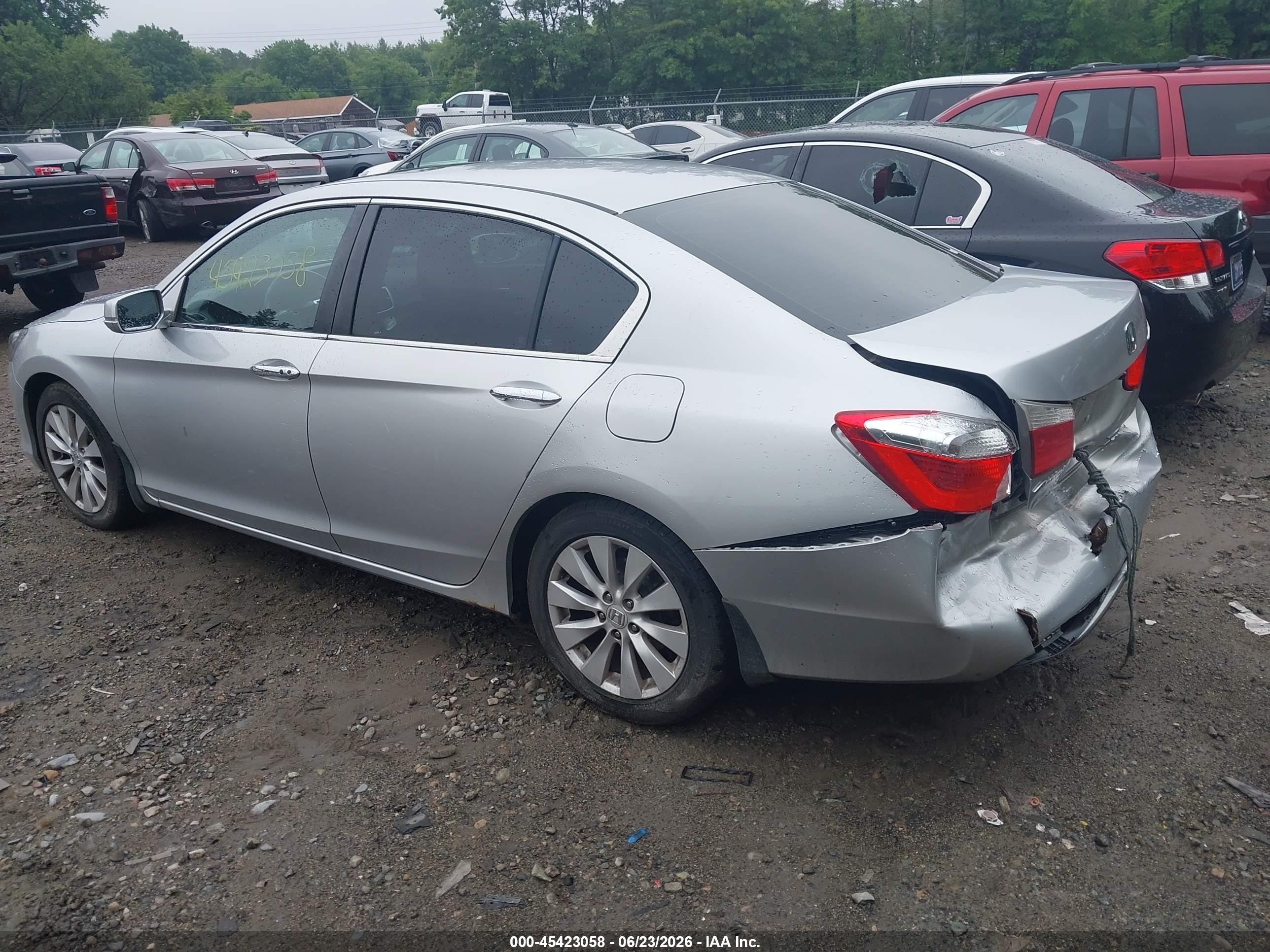 2013 Honda Accord Ex Silver vin: 1HGCR2F74DA013757