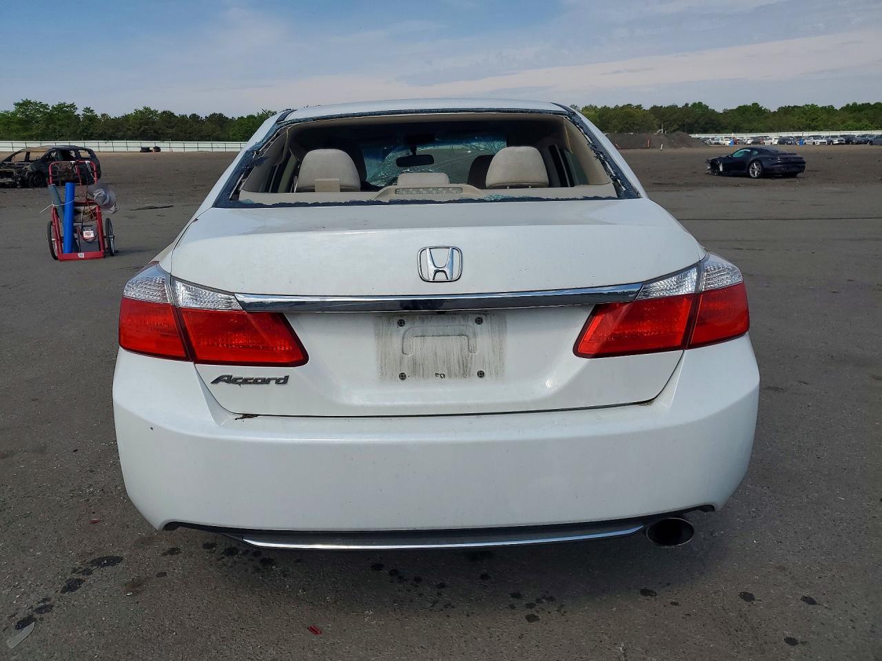 2013 Honda Accord Ex White vin: 1HGCR2F74DA017890