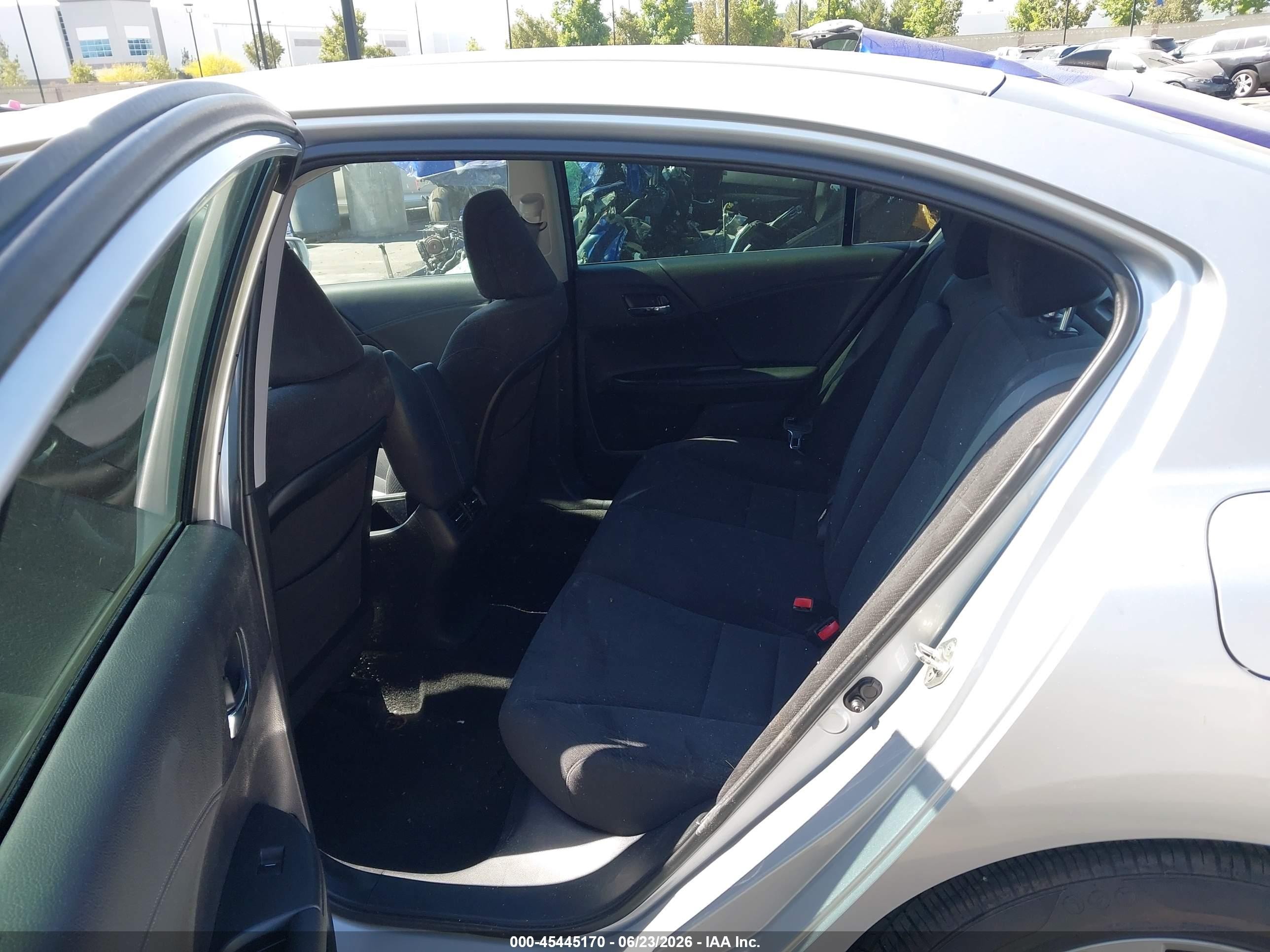 2013 Honda Accord Ex Silver vin: 1HGCR2F74DA107721