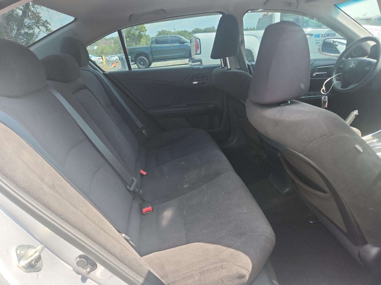 2014 Honda Accord Ex Silver vin: 1HGCR2F74EA049823