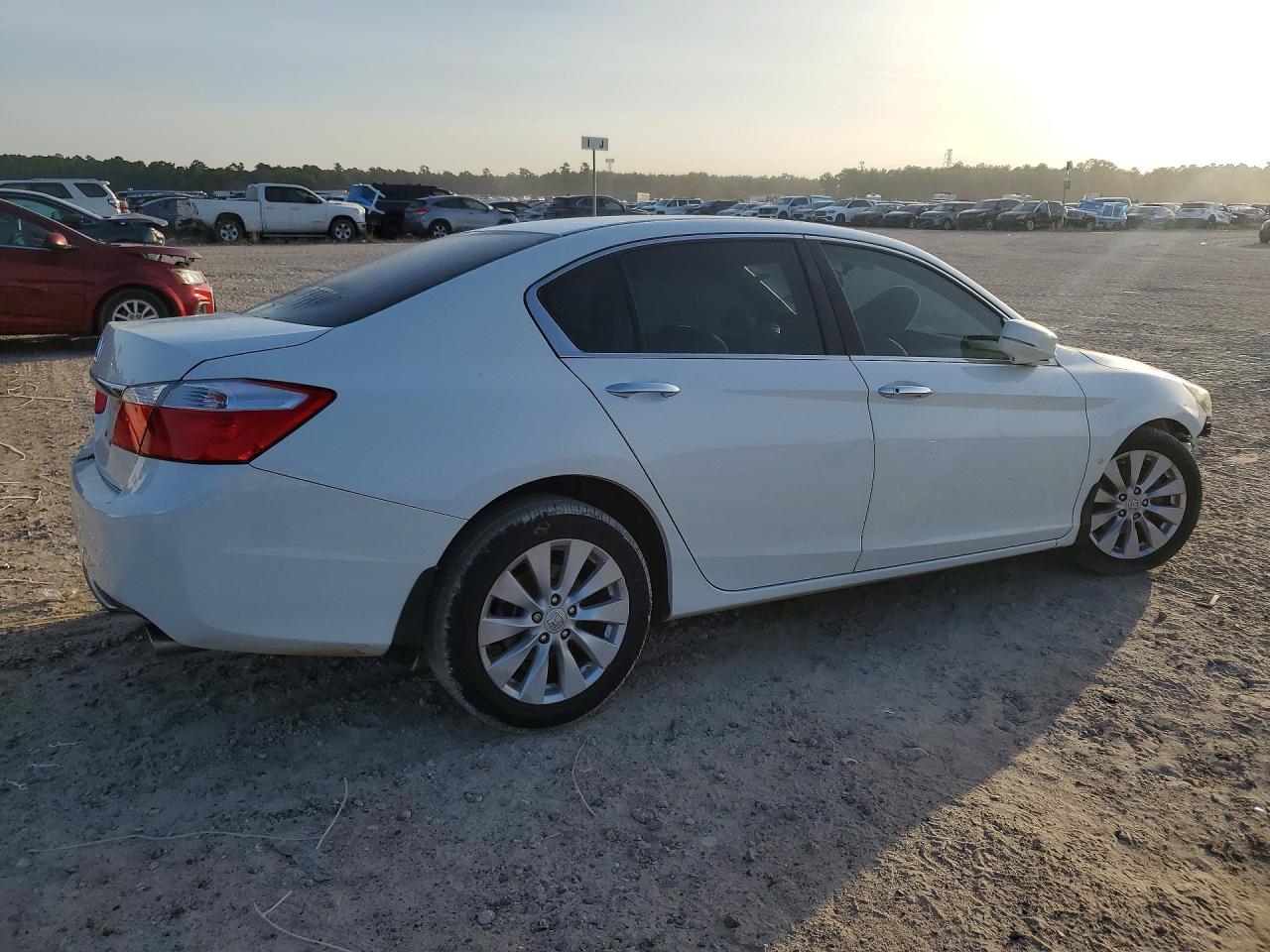 2015 Honda Accord Ex White vin: 1HGCR2F74FA058135