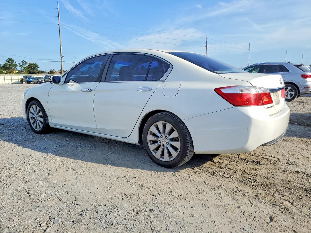 2015 Honda Accord Ex White vin: 1HGCR2F74FA062749