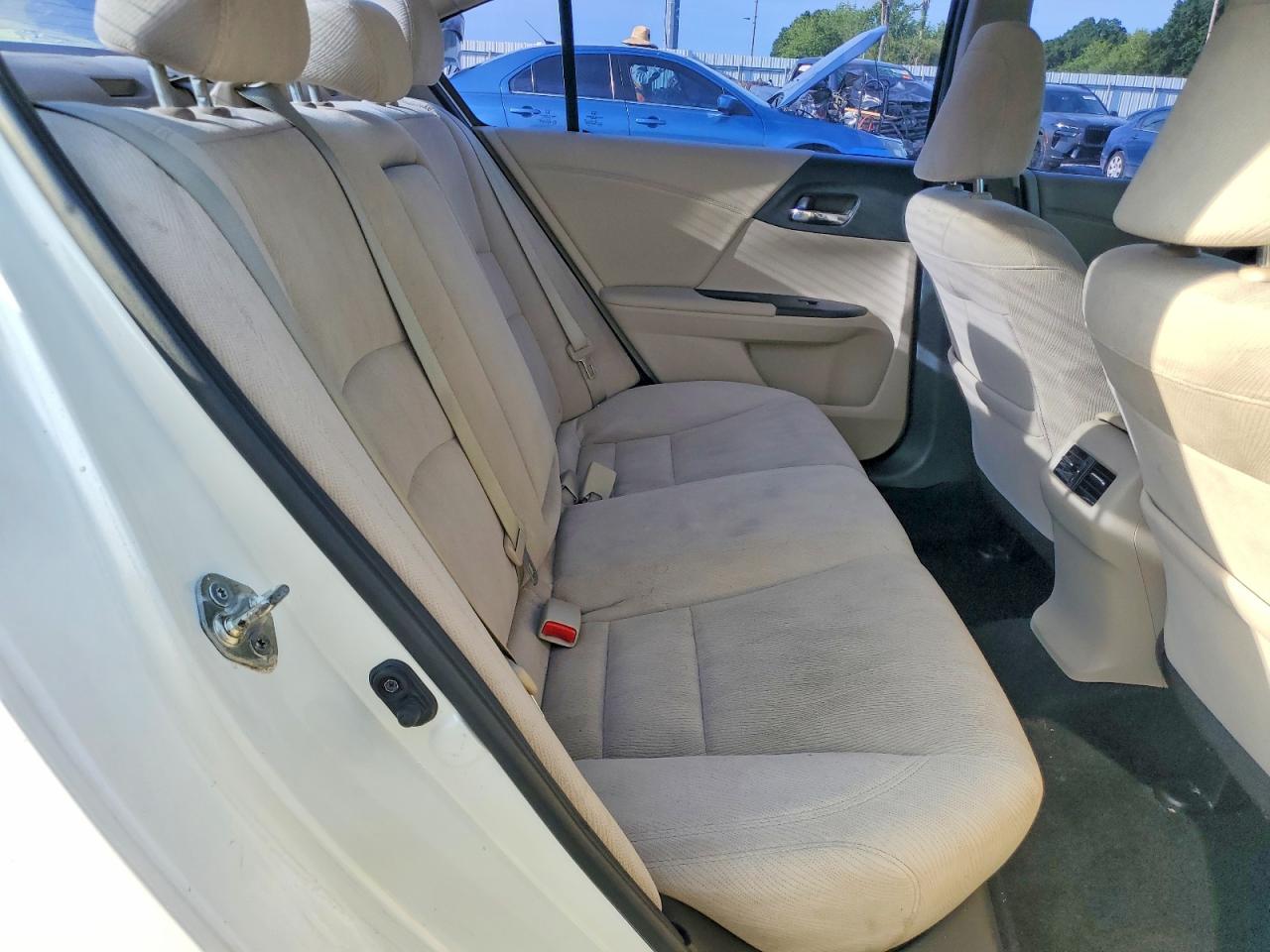 2015 Honda Accord Ex White vin: 1HGCR2F74FA062749