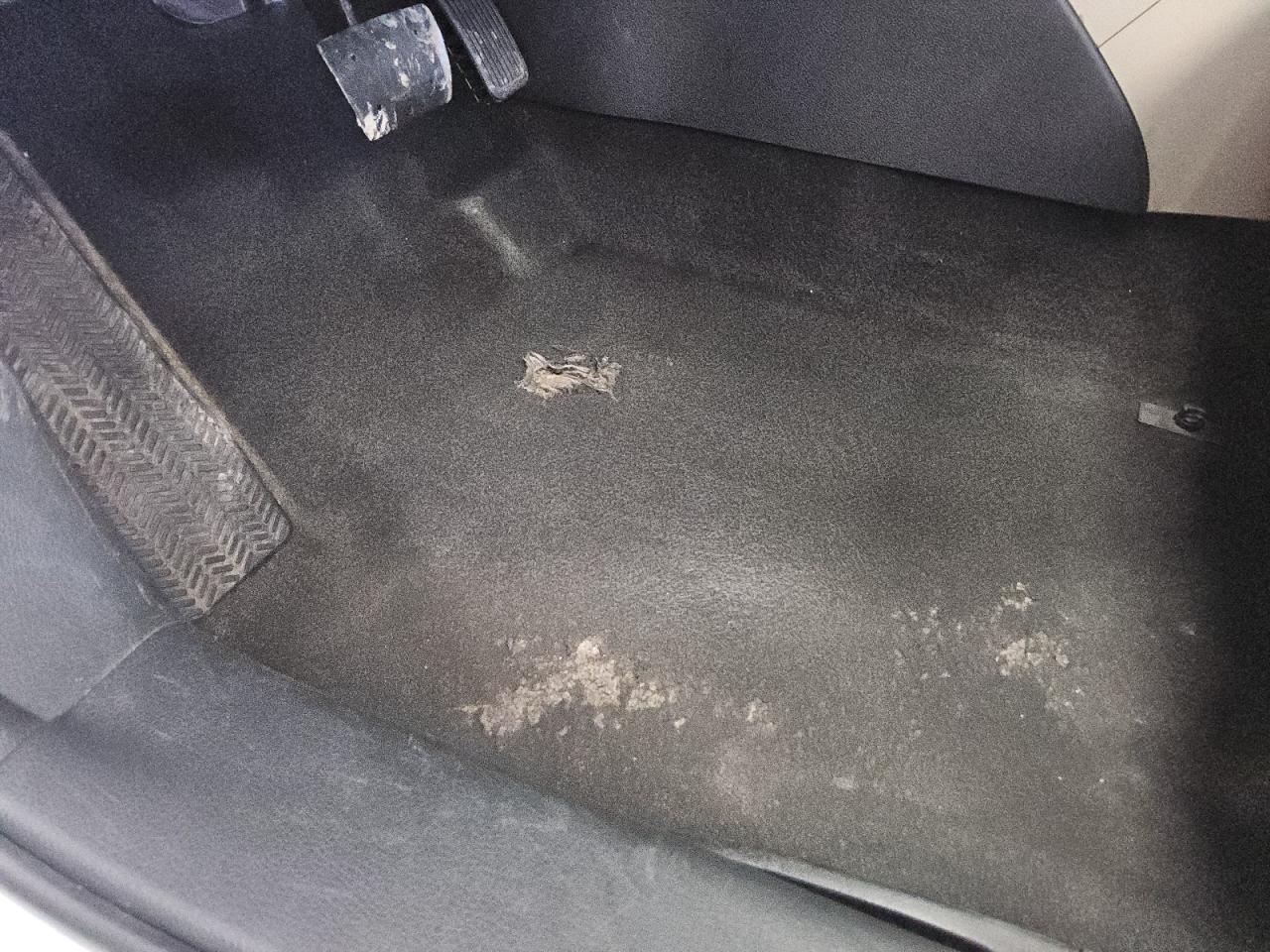 2015 Honda Accord Ex White vin: 1HGCR2F74FA207238 Damage: Left Front Carpet, Torn, 5 To 6 Inches