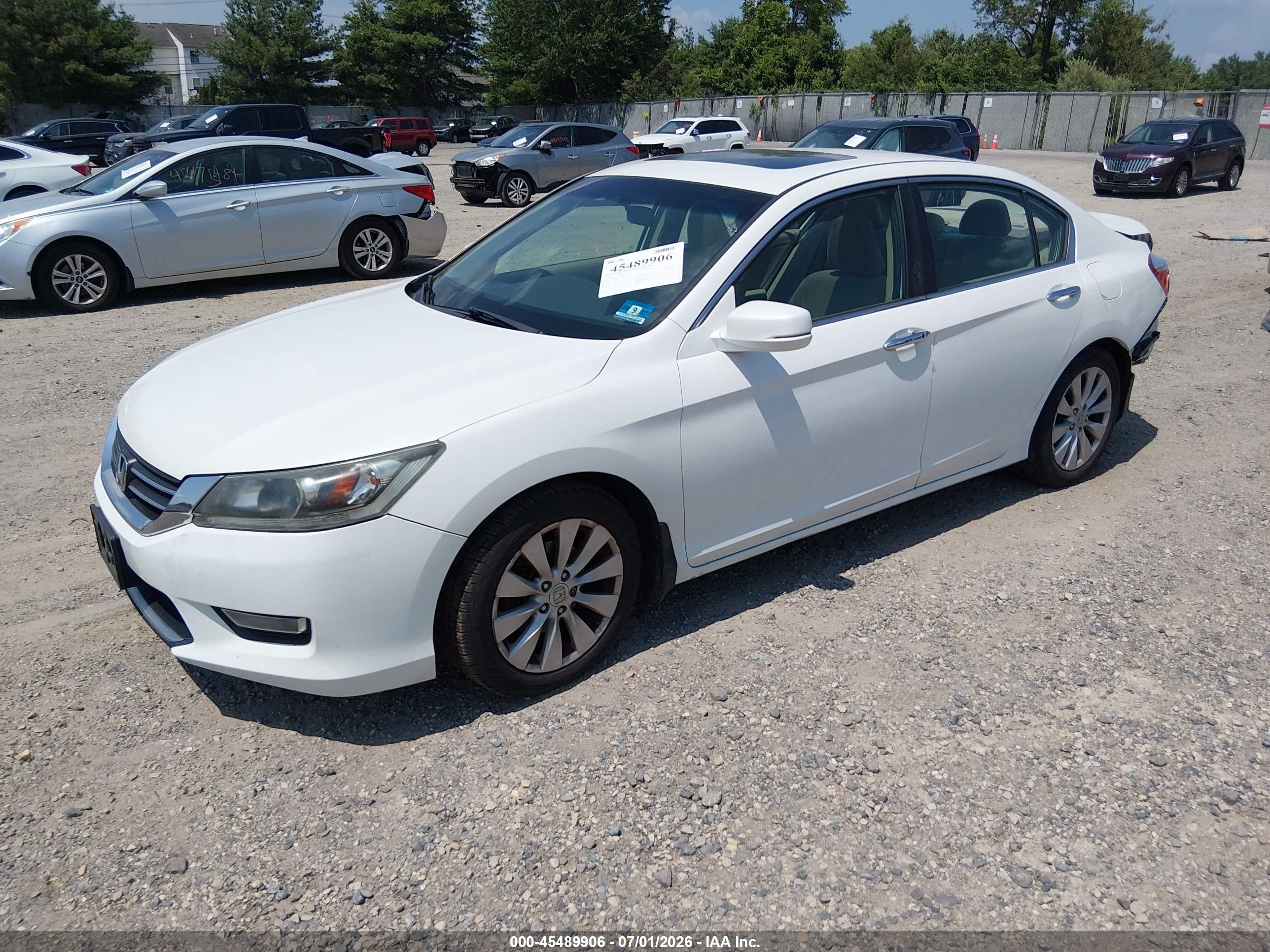 2013 Honda Accord Ex White vin: 1HGCR2F75DA006963
