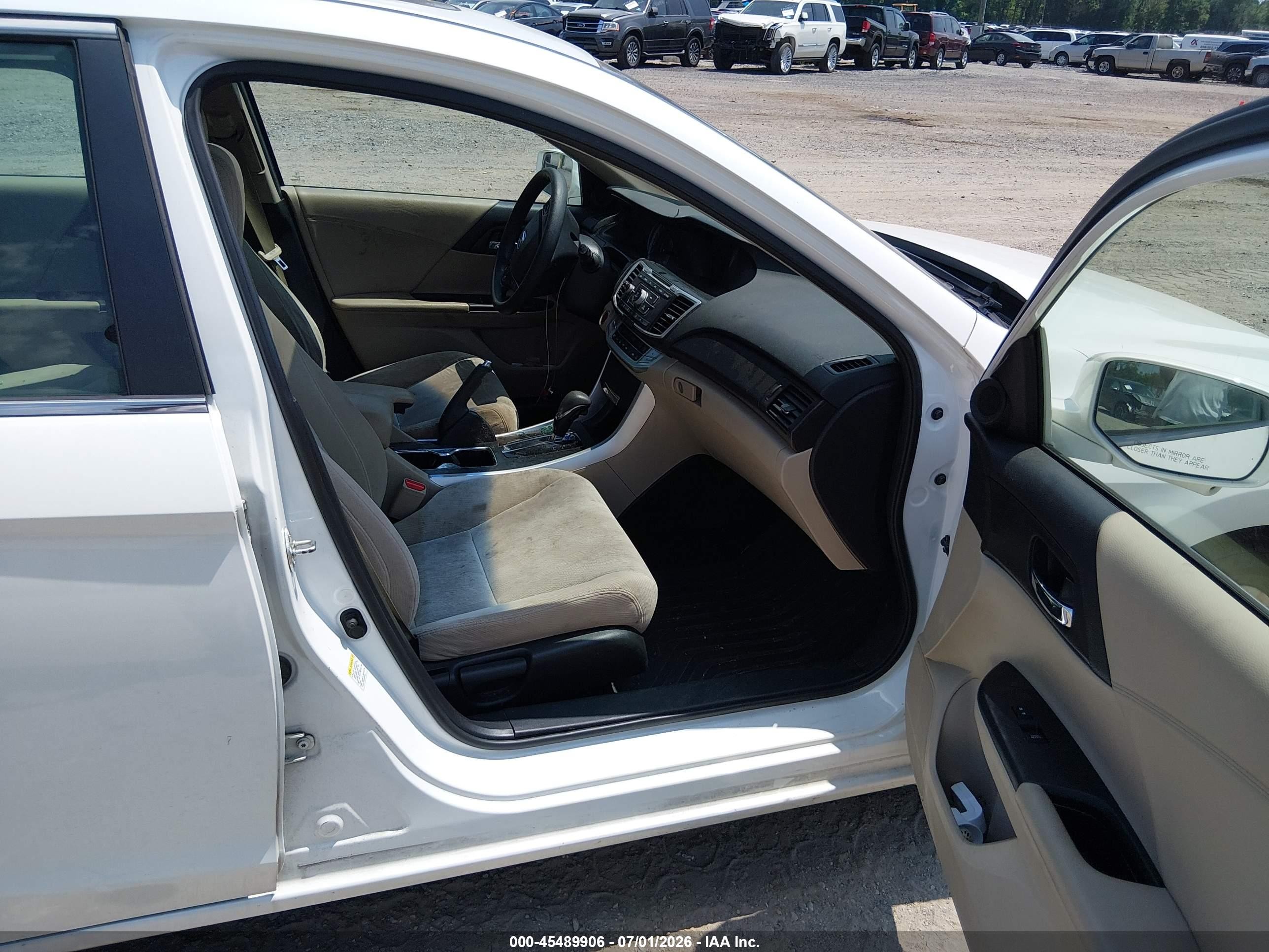 2013 Honda Accord Ex White vin: 1HGCR2F75DA006963