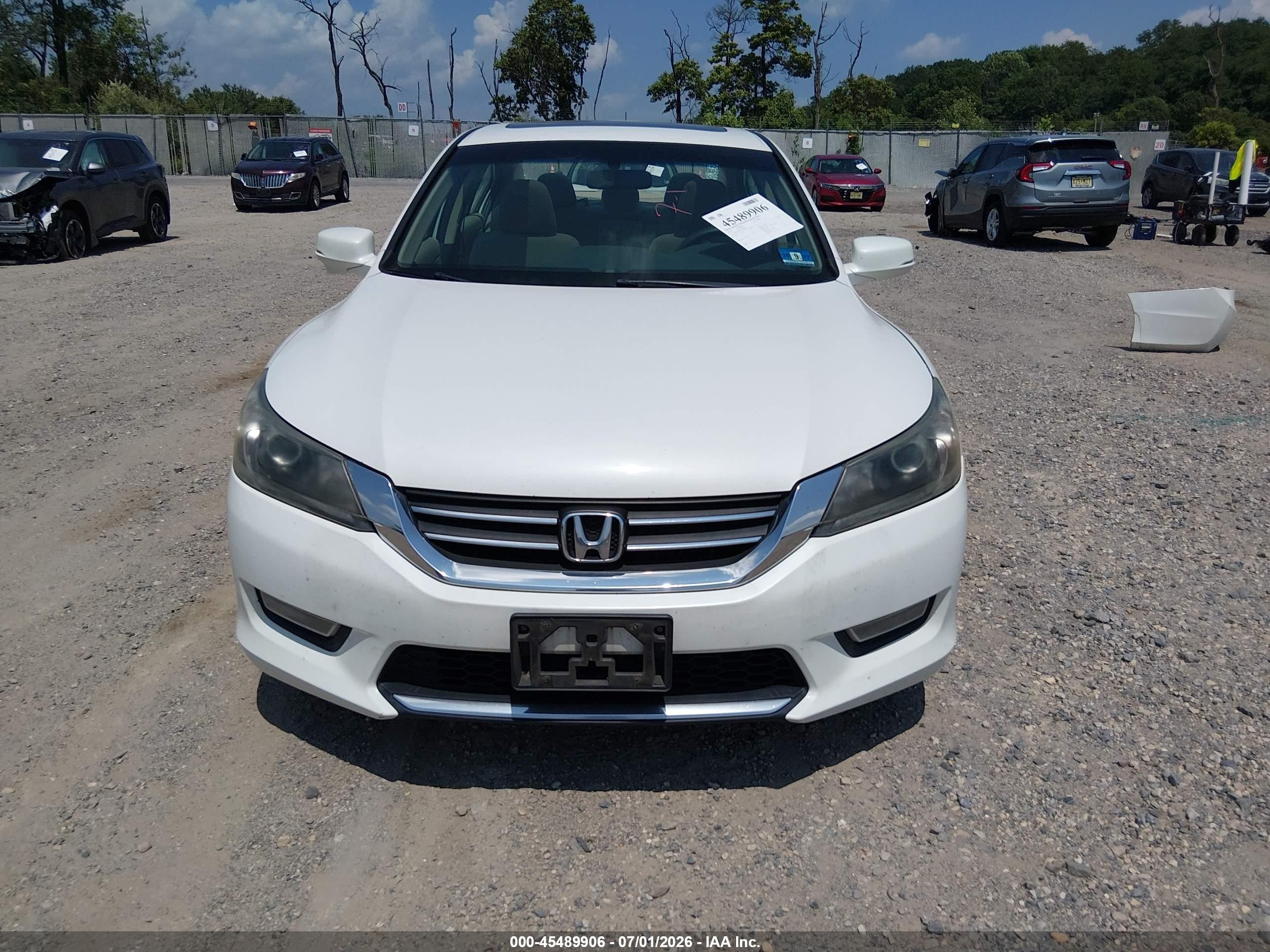 2013 Honda Accord Ex White vin: 1HGCR2F75DA006963