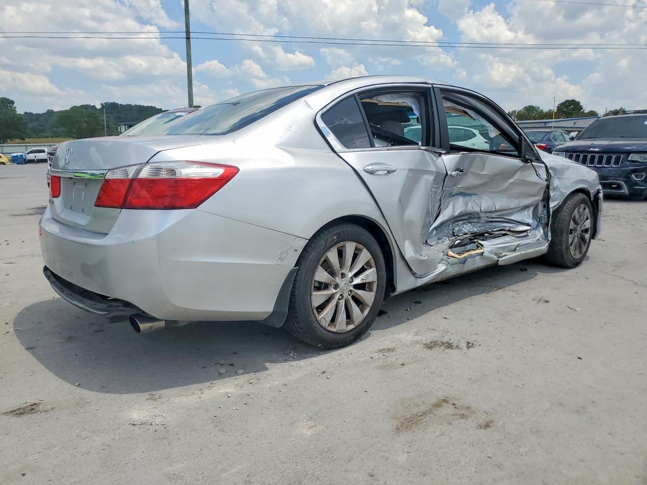 2013 Honda Accord Ex Silver vin: 1HGCR2F75DA032608
