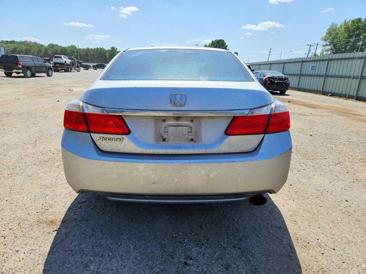 2013 Honda Accord Ex Silver vin: 1HGCR2F75DA039851