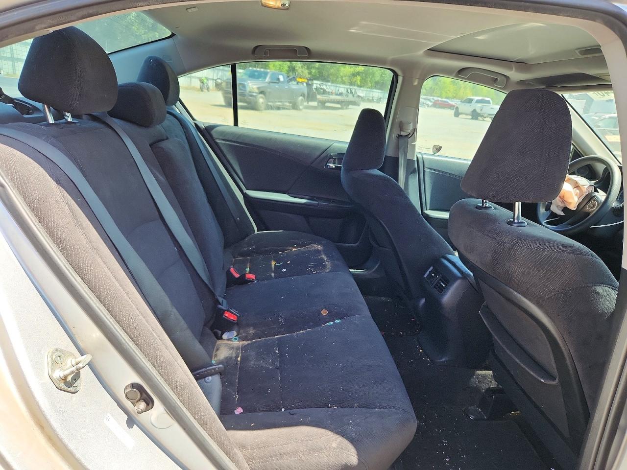 2013 Honda Accord Ex Silver vin: 1HGCR2F75DA039851
