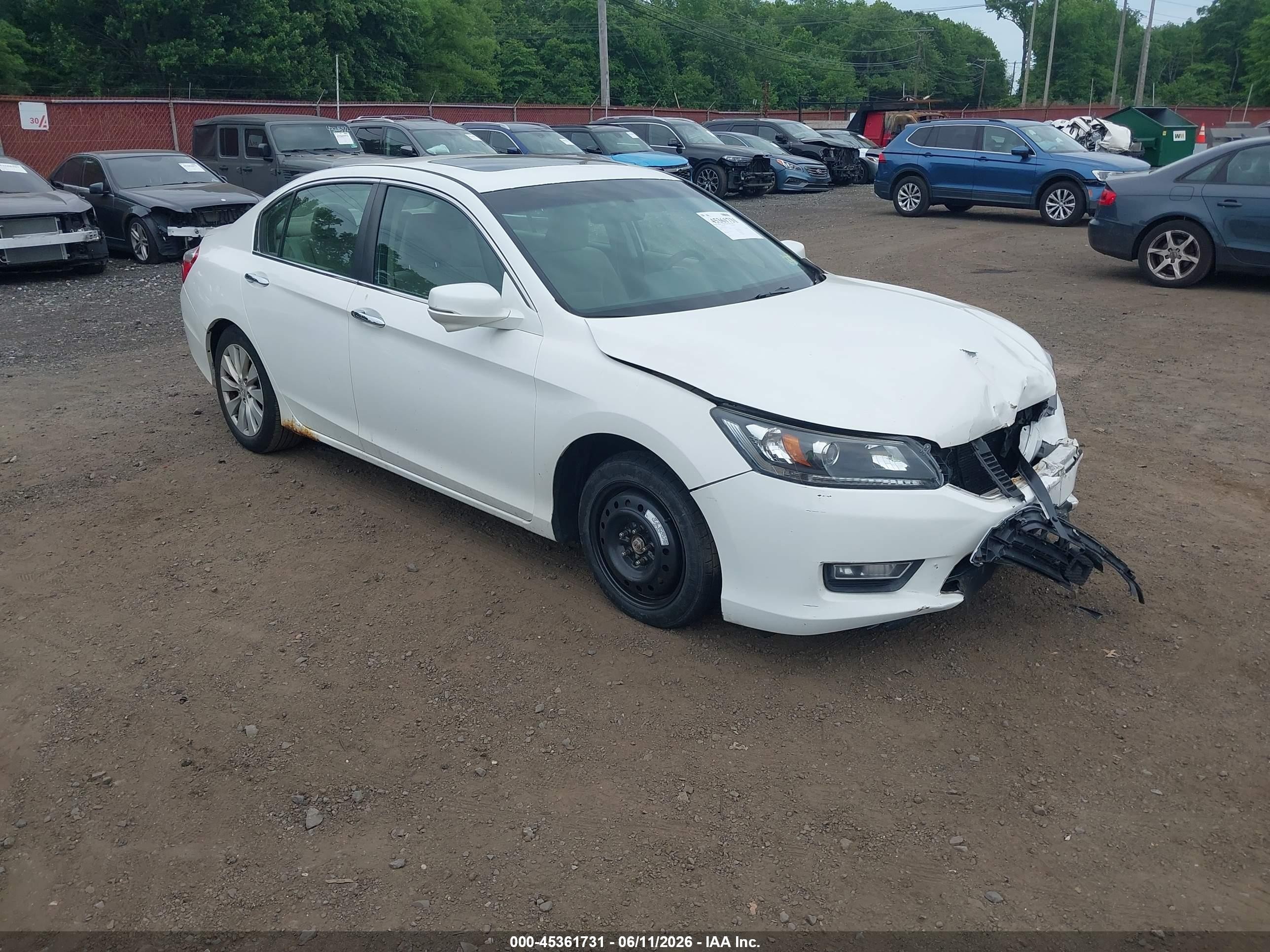 2013 Honda Accord Ex White vin: 1HGCR2F75DA158144