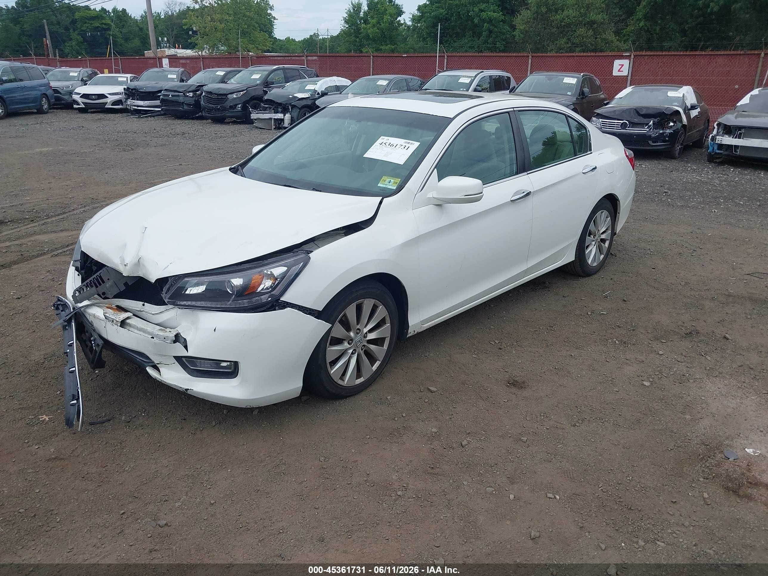 2013 Honda Accord Ex White vin: 1HGCR2F75DA158144