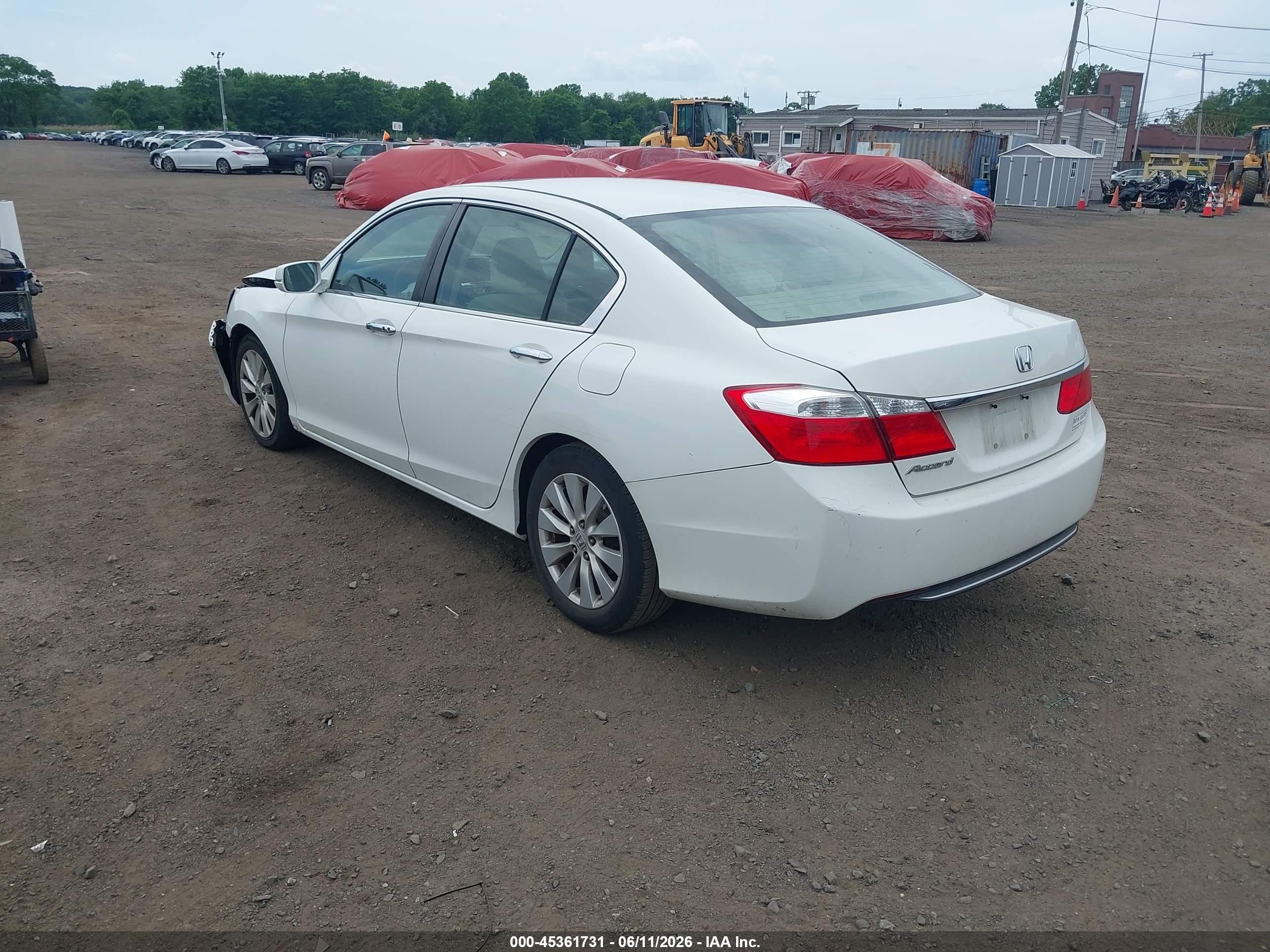 2013 Honda Accord Ex White vin: 1HGCR2F75DA158144