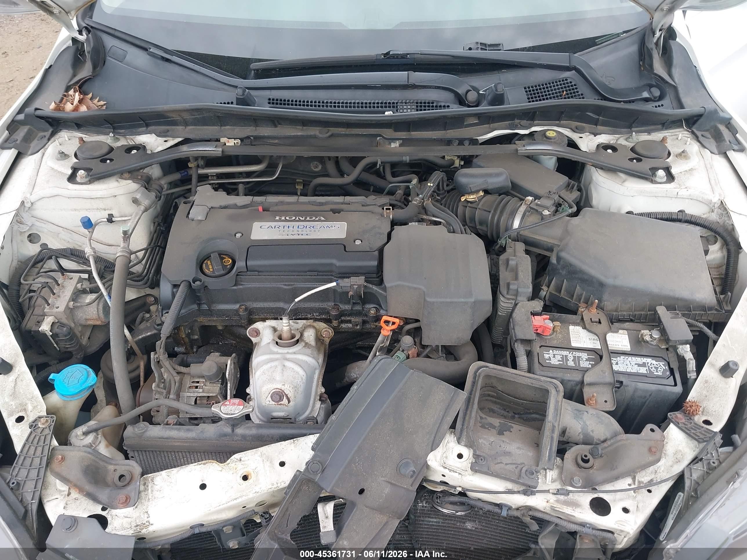 2013 Honda Accord Ex White vin: 1HGCR2F75DA158144