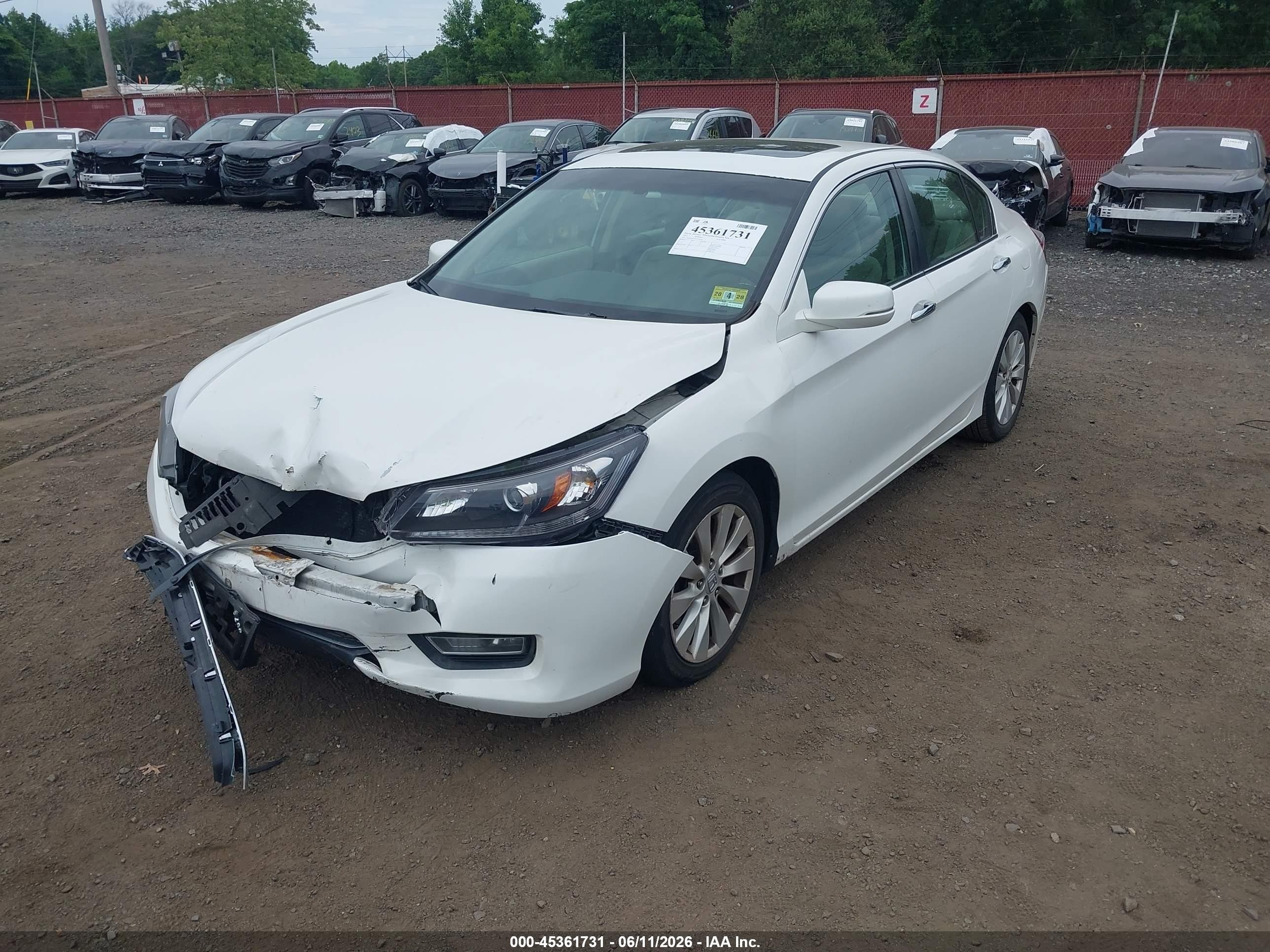 2013 Honda Accord Ex White vin: 1HGCR2F75DA158144