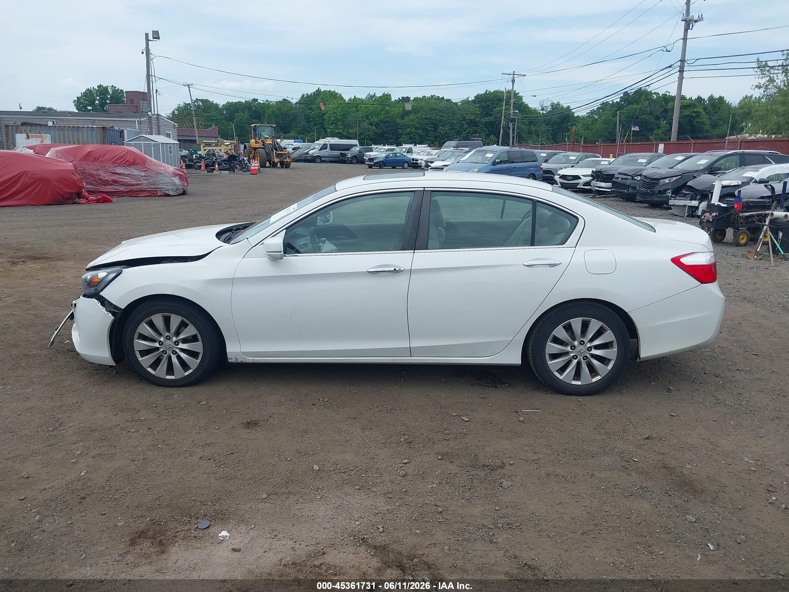 2013 Honda Accord Ex White vin: 1HGCR2F75DA158144