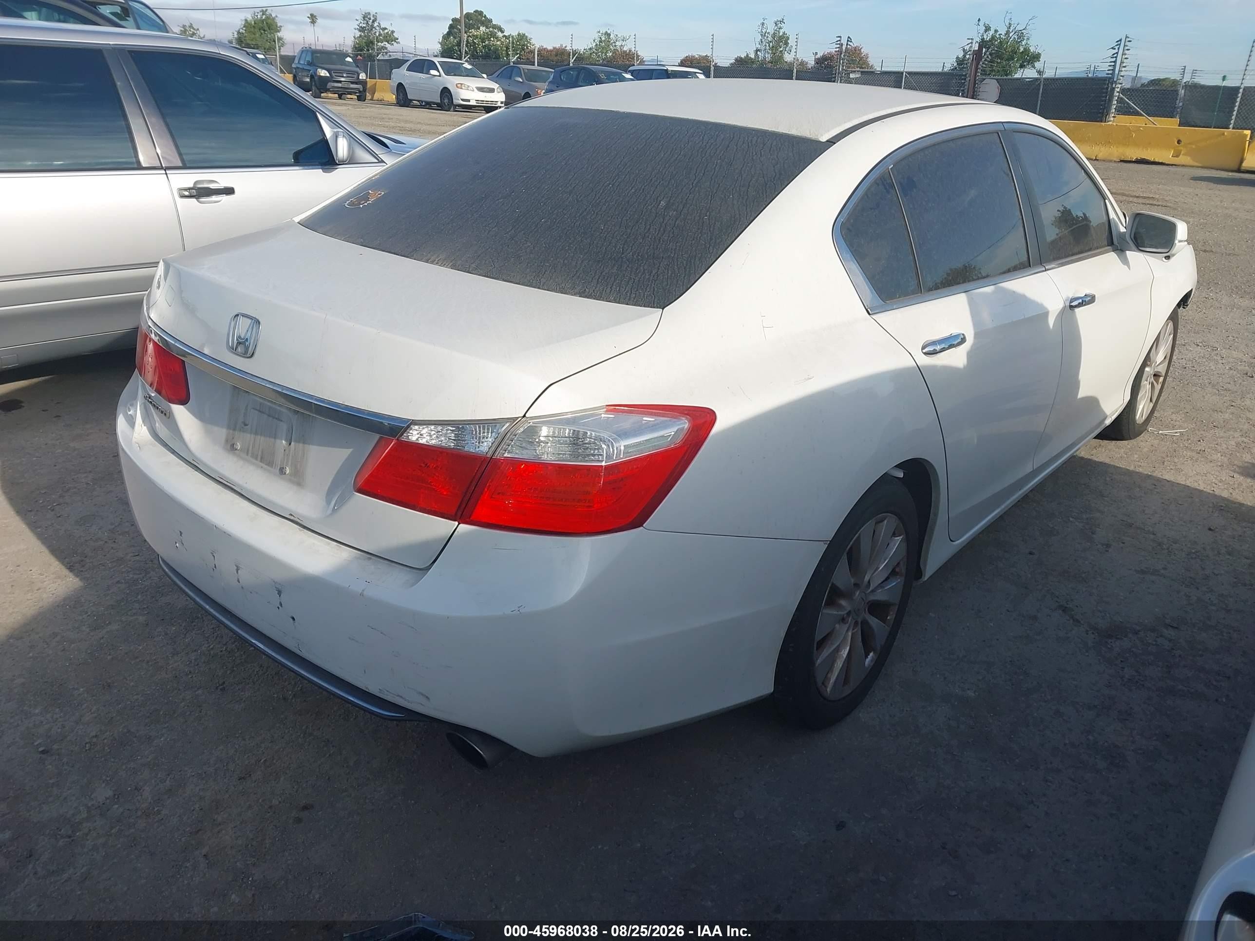 2013 Honda Accord Ex White vin: 1HGCR2F75DA165286