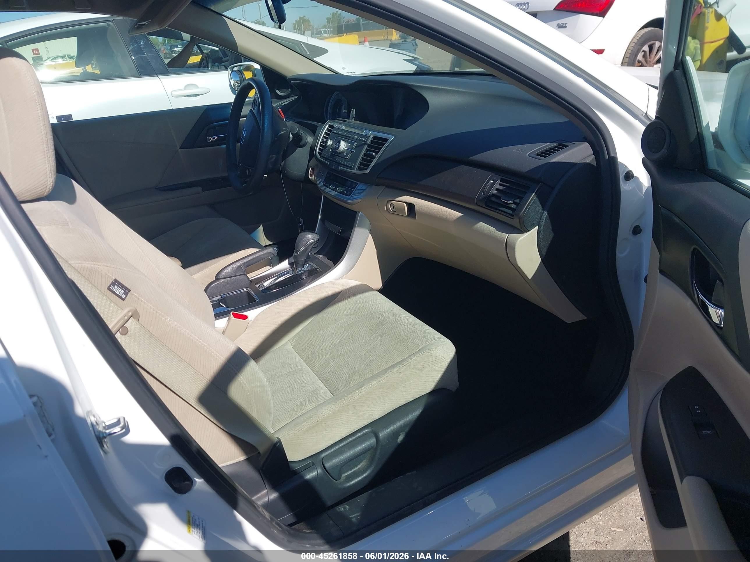 2013 Honda Accord Ex White vin: 1HGCR2F75DA230556