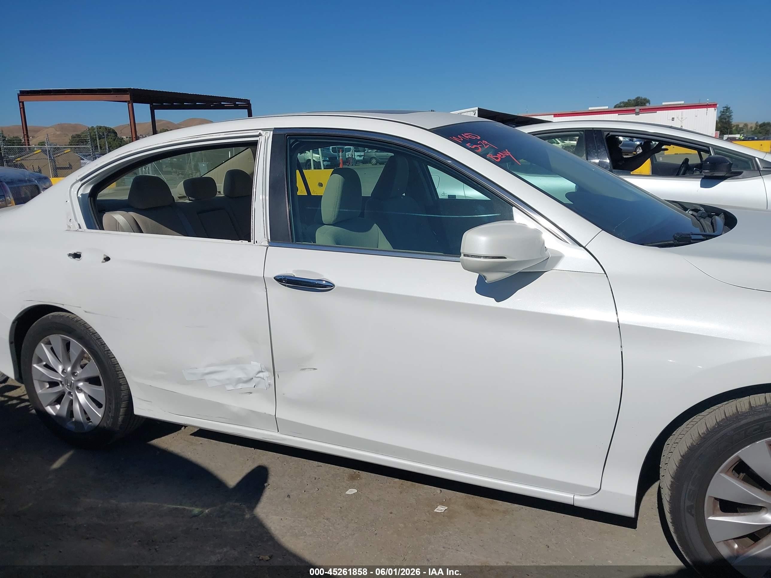 2013 Honda Accord Ex White vin: 1HGCR2F75DA230556