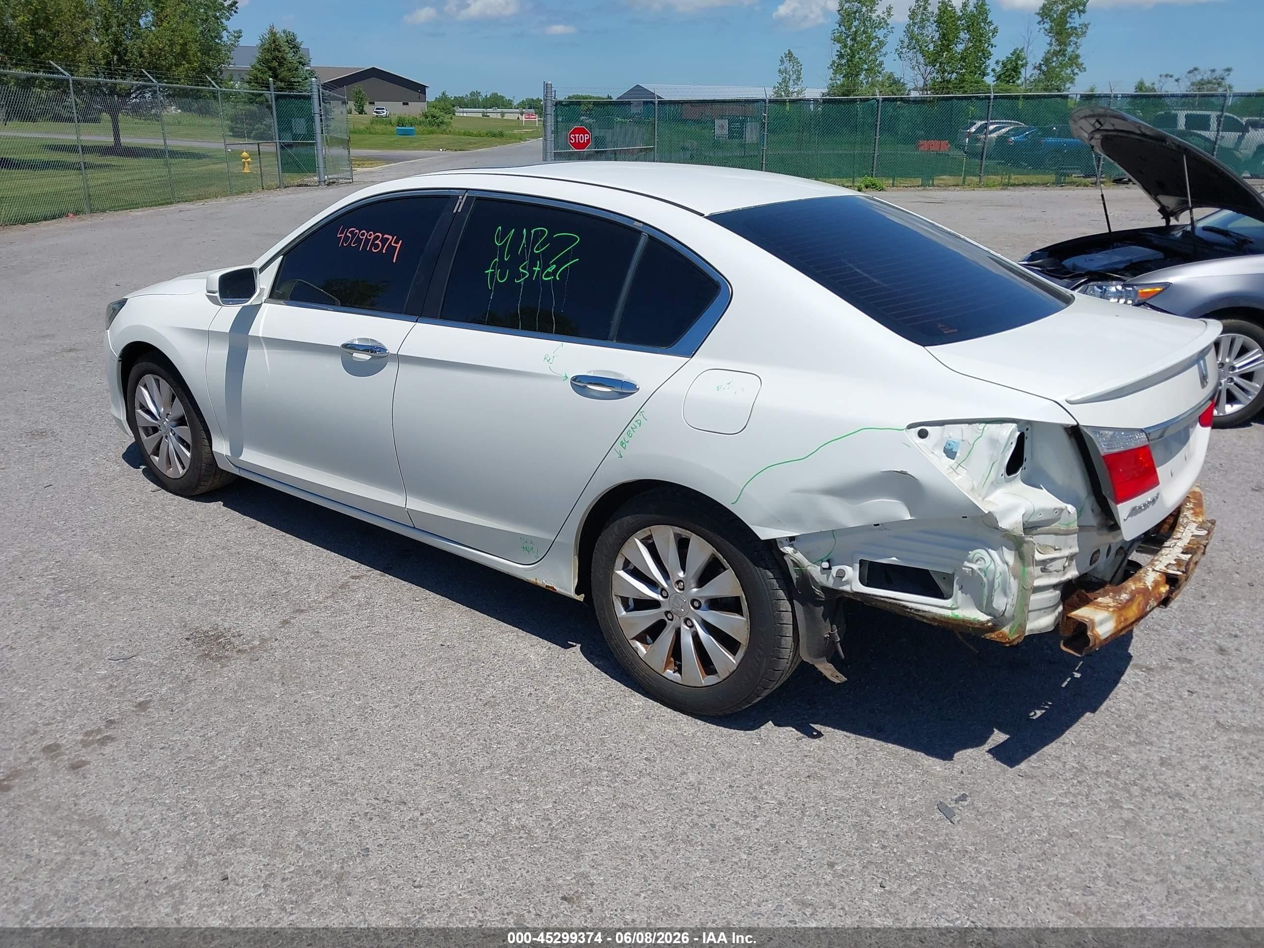 2015 Honda Accord Ex White vin: 1HGCR2F75FA033907