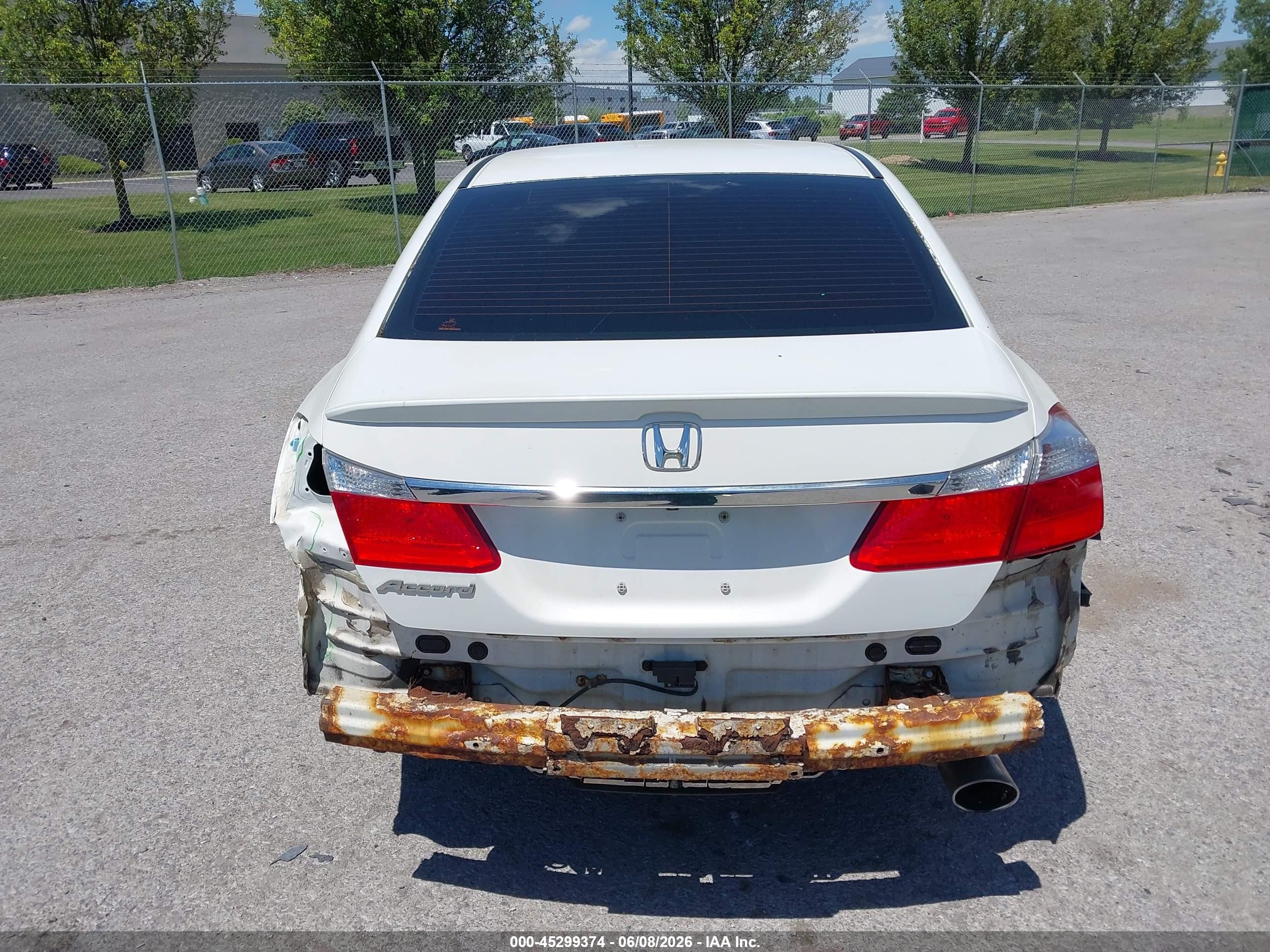 2015 Honda Accord Ex White vin: 1HGCR2F75FA033907