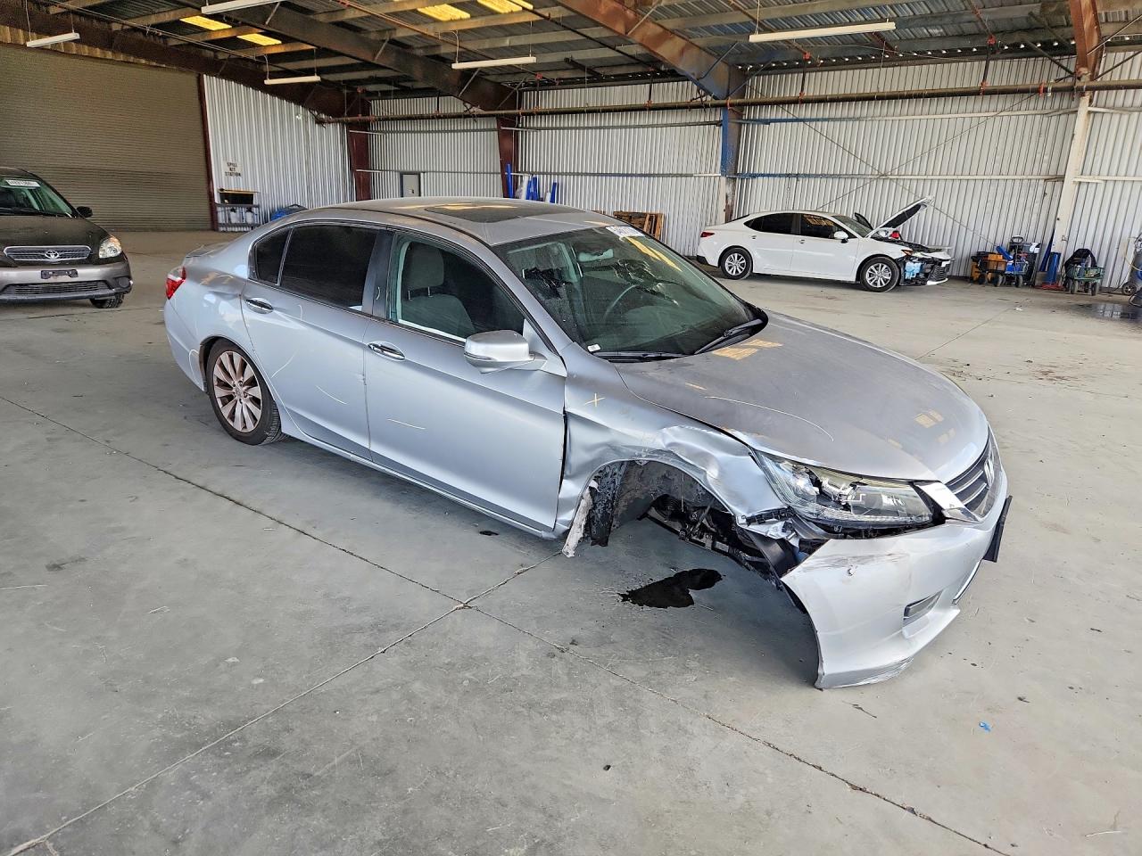 2015 Honda Accord Ex Silver vin: 1HGCR2F75FA104524
