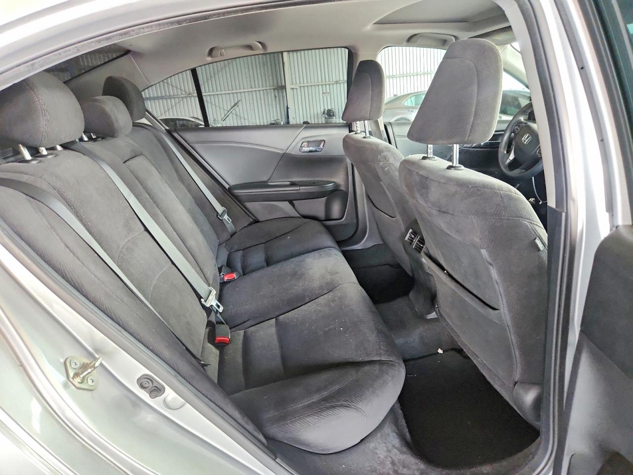 2015 Honda Accord Ex Silver vin: 1HGCR2F75FA104524