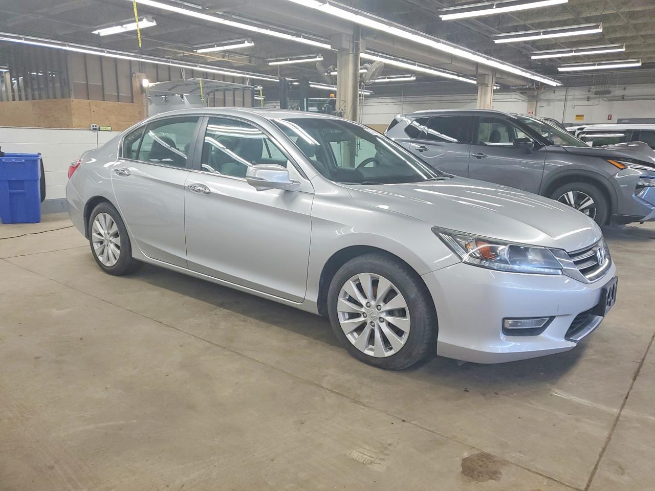 2013 Honda Accord Ex Silver vin: 1HGCR2F76DA055380